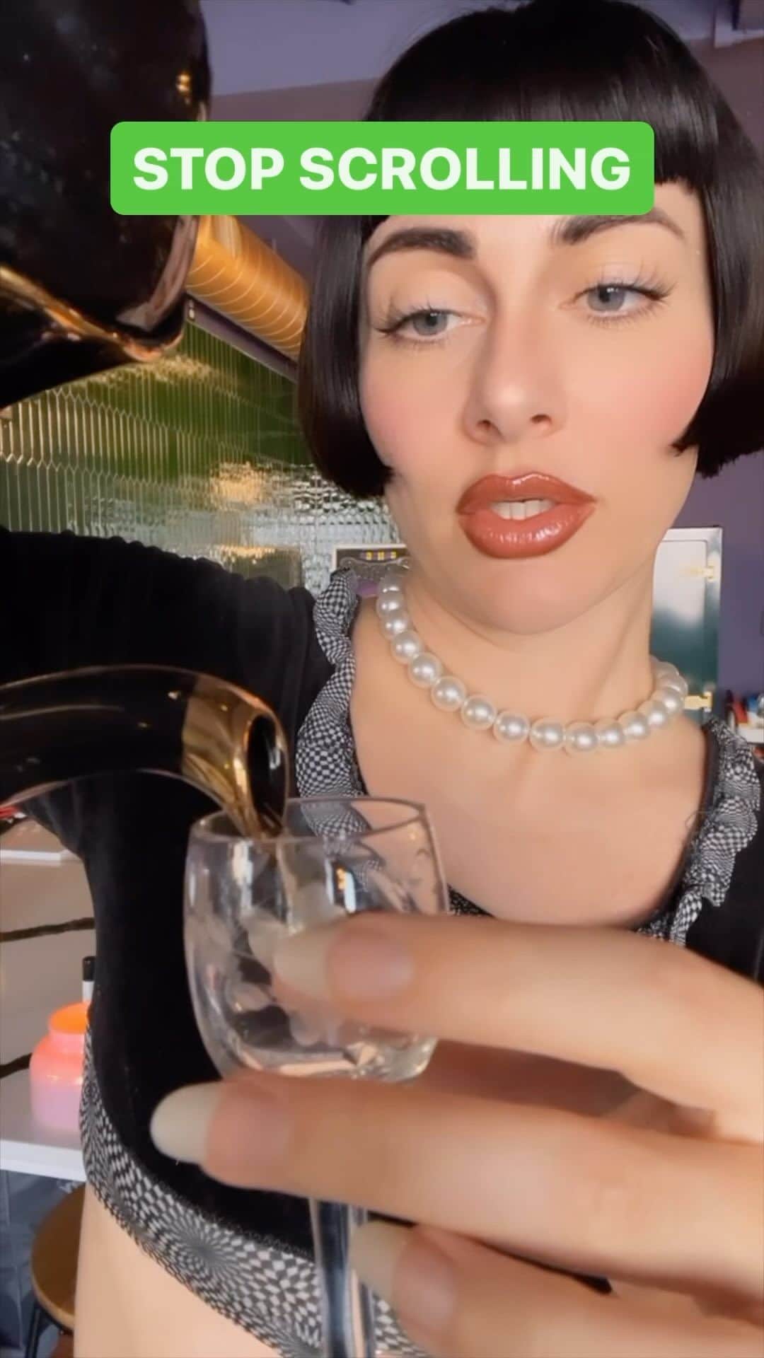 カーミンのインスタグラム：「deep healing cleanse 💜 with potion 🧪」