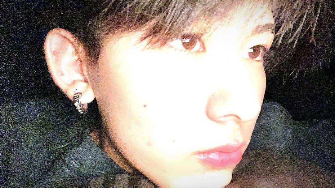 のインスタグラム：「#耳が大きい人と繋がりたい」