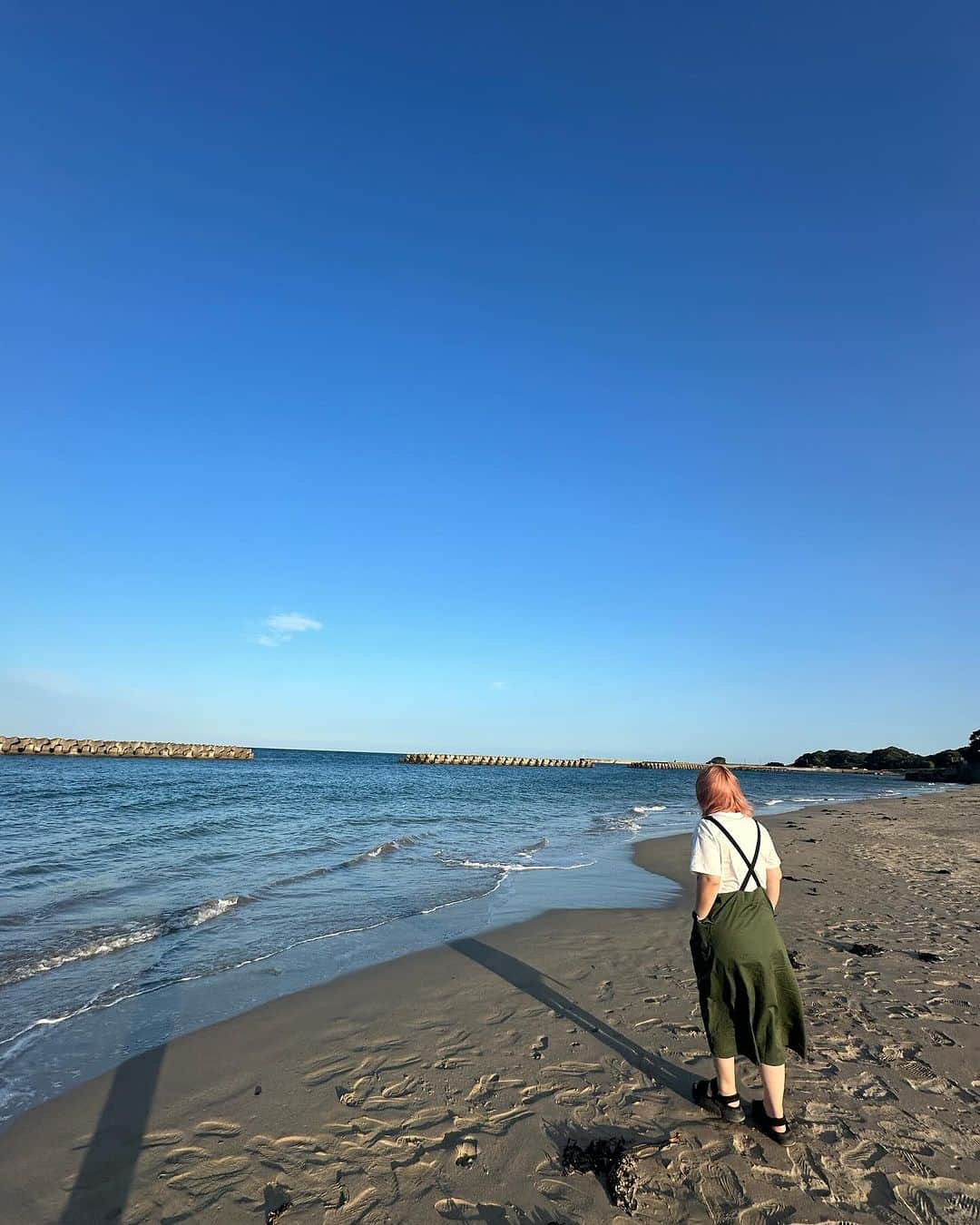 西村麻衣さんのインスタグラム写真 - (西村麻衣Instagram)「久しぶりの海」10月11日 16時30分 - maikey1006