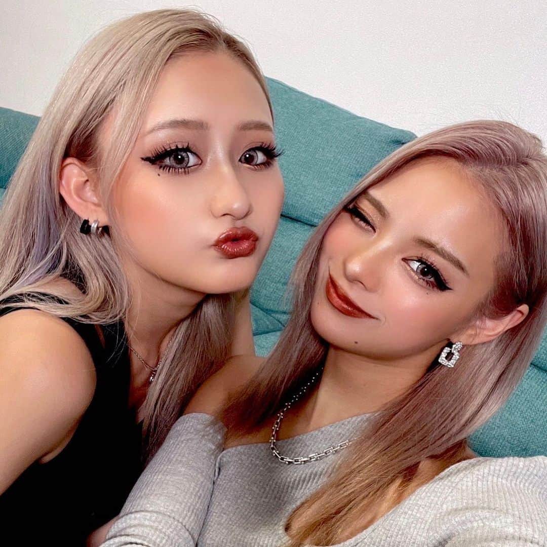 nutsのインスタグラム：「today's nuts shot🥜 @maaaami79  @aimi___1227   まぁみのメイクで 姉ギャルに大変身したあいみん🤍 可愛すぎる✨ あいみんご出演ありがとうございました✨  #nuts #egg #gal #gyaru #ギャル #姉ギャル #あいみん #まぁみ #japanesegyaru #ギャルメイク」
