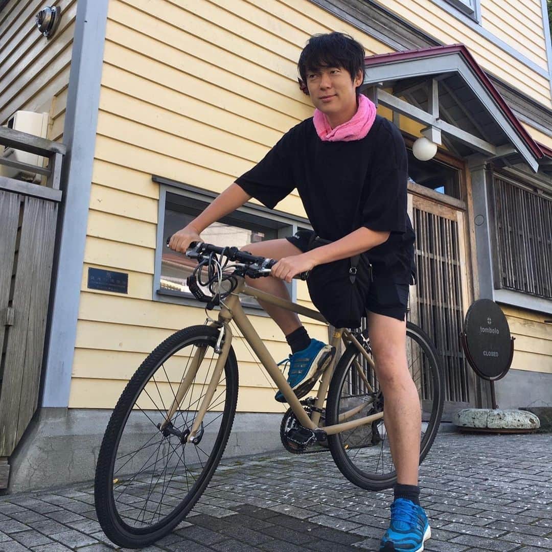 村本大輔さんのインスタグラム写真 - (村本大輔Instagram)「函館にいすぎてほぼ函館の住人になりかけてた。。久しぶりに東京に戻ってきた。」10月11日 17時32分 - muramotodaisuke1125