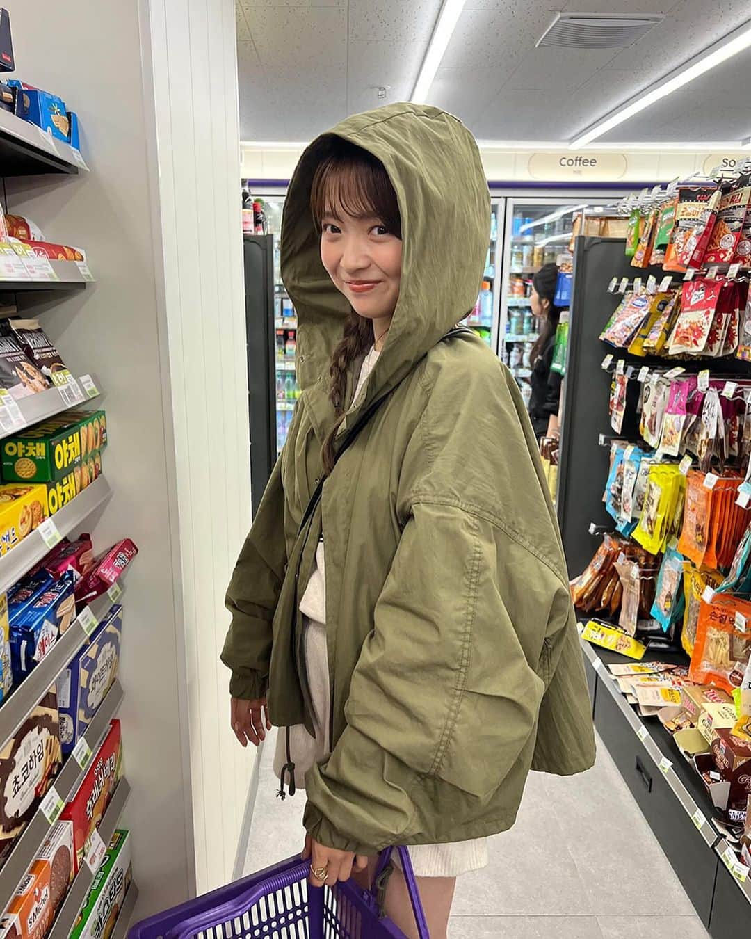 DHOLIC SNAPのインスタグラム：「shility in Seoul vol.3 🇰🇷🤍 この秋冬にマストアイテムばかり🍂  ぜひサイトをチェックしてみてください🛒」