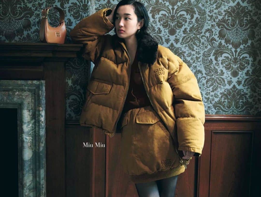 石田夢実のインスタグラム：「@miumiu @25ansjp 🧡  #miumiu」