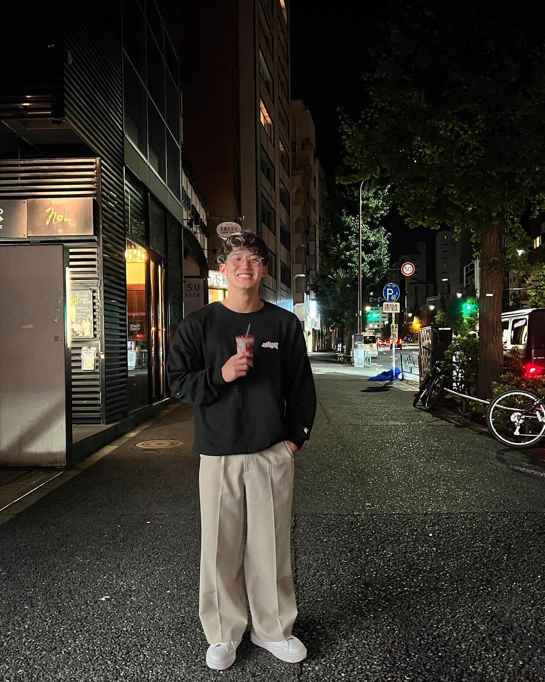 荒井陸のインスタグラム：「I'm back🇯🇵🚶🌃 @jimwag_official」