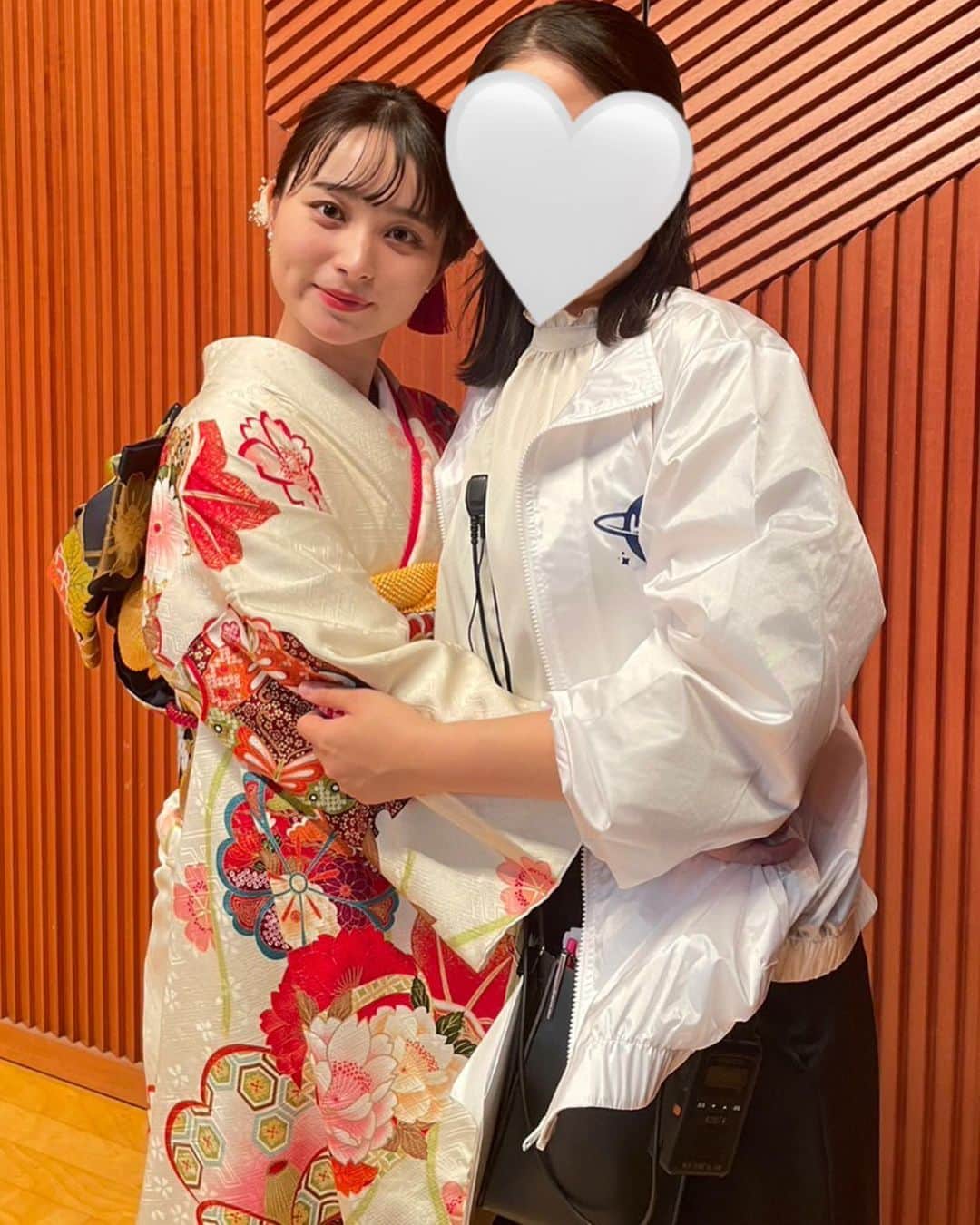 後藤沙梨花さんのインスタグラム写真 - (後藤沙梨花Instagram)「皆様、ごきげんよう。 エントリーNo.3の川津佐葵です🌸  2023年度ミス和コンテストが 10月7、8日をもって終了いたしました。 本当にあっという間で実感が湧いていません😢  私は幼い頃から感受性が強く繊細な性格で 挑戦することから逃れてばかりの人生を送ってきました。 しかし、大学進学を機に親元を離れ、本当にこのままでいいのか？と自分自身に問いかける時間を持つようになりました。そんな時にミスコンテストへの推薦を受け、出場を決意しました✨  約4ヶ月間の活動、慣れないことが続く毎日で 不安で眠れず体調を崩してしまうこともありました。 しかし、そんな時にはミスの5人、ミスコン部署の皆さんが支えとなってくれ無事に本番を迎えることが出来ました。 ミス5人、部署の皆んな出会ってくれて本当にありがとう愛してます🫶また家族や友人、SNSを通じて出会った方々から温かい言葉をいただき、改めて周りに恵まれていることを実感しました。  このミス和コンテストでの経験が間違いなく私を成長させてくれました。以前の私は挑戦から逃れてばかりいましたが 今は「とりあえずやってみよう！」と前向きな考えを持てるようになりました。そして、これから様々なことにチャレンジして後悔のない人生を歩みたいと思います！  改めて約4ヶ月間お付き合いいただき本当にありがとうございました。皆様の応援のおかげでここまで駆け抜けることが出来ました、心より感謝申し上げます。 今後の川津佐葵もどうか暖かく見守っていただければ幸いです♡  それでは、ごきげんよう👋  #学習院女子大学 #和祭 #gwc #Missgwc2023 #misscontest2023 #ミス和コンテスト #ミスコンテスト　#ミス和 #gakushuinwomenscollege #ミス和コンテスト2023 #ミスコン #春からgwc #学女 #学女ミスコン #ミスコンファイナリスト」10月11日 18時01分 - missgwc2023
