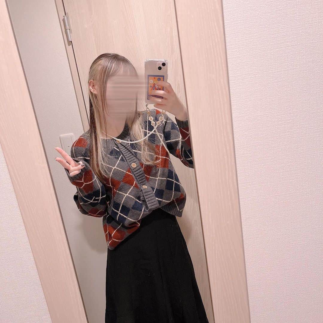 ねぎまのインスタグラム：「. . 上下ともにGRL🍂☁️ . . #GRL #秋服」