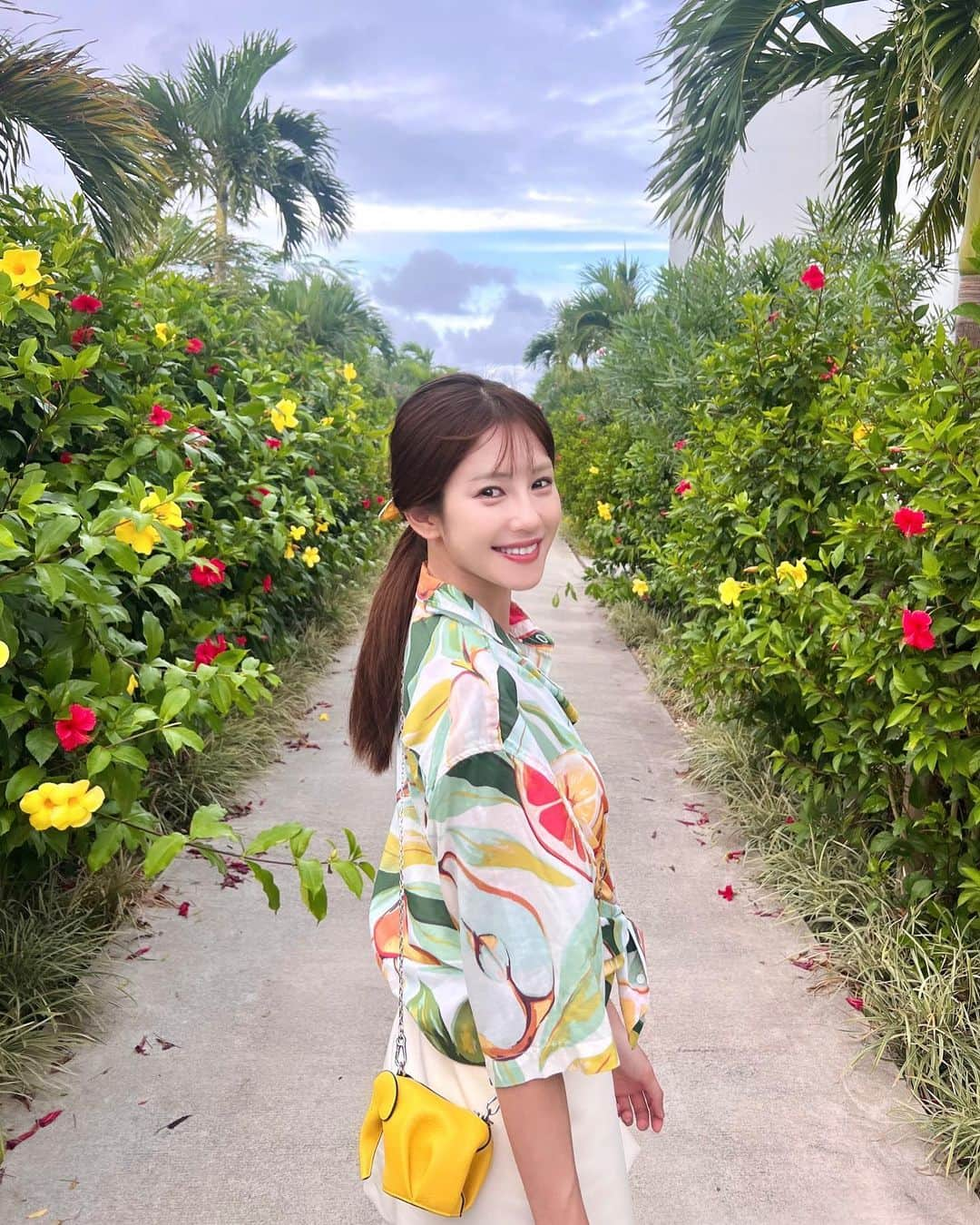 神田れいみさんのインスタグラム写真 - (神田れいみInstagram)「🌺  宮古島🌴🫧 スキンダイビング(素潜り)のライセンスを取得しました🤿  習ったことを忘れないように プールとかで練習しないと🥺！」10月11日 19時15分 - kandareimi