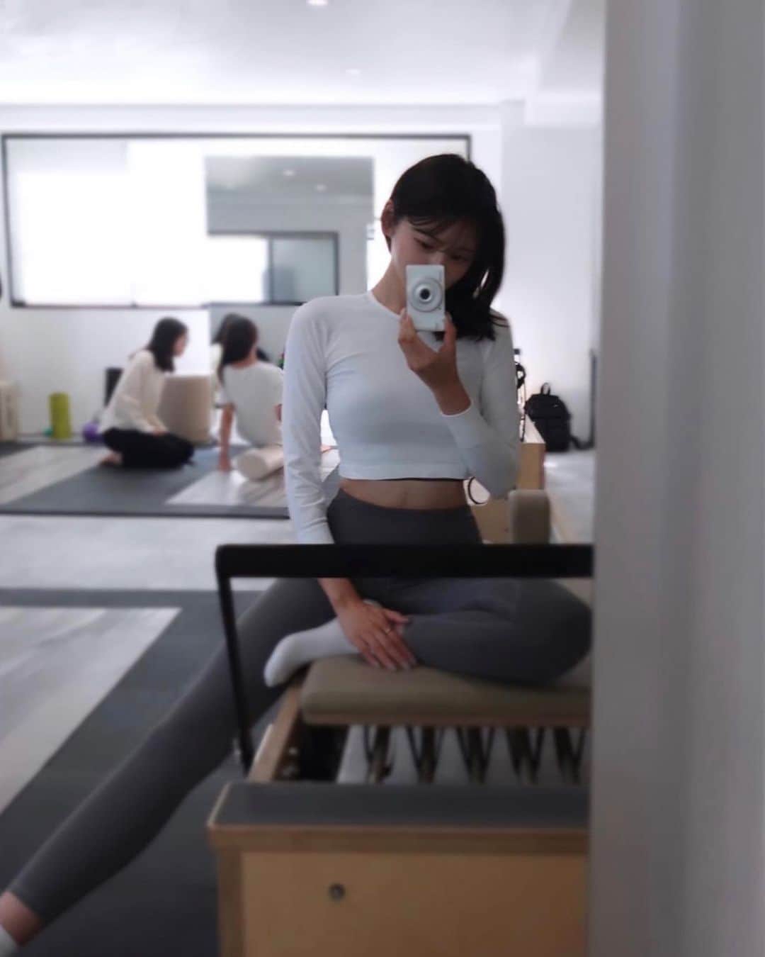 chiharuのインスタグラム：「pilates🧘‍♀️☀️」