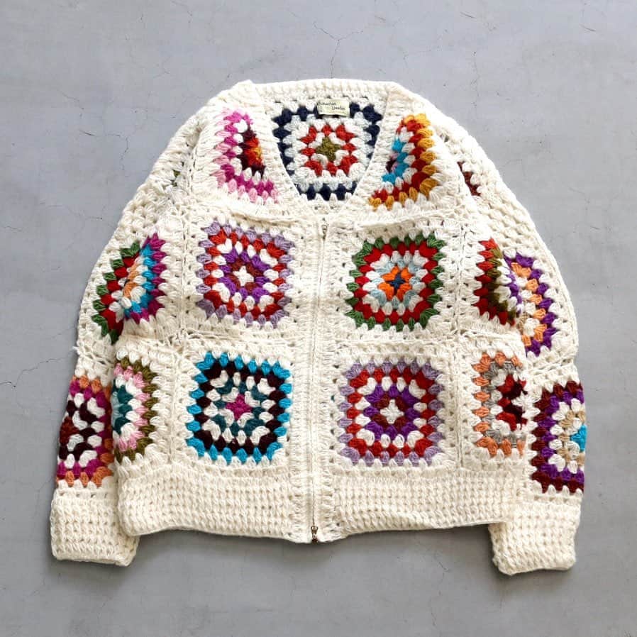 のインスタグラム：「【#10倍PTキャンペーン開催中!】 MacMahon Knitting Mills / マクマホン ニッティング ミルズ  "Crochet V-neck Cardigan" ￥41,800- _ 〈online store / @digital_mountain〉 https://www.digital-mountain.net _ 【オンラインストア#DigitalMountain へのご注文】 *24時間受付 *14時までのご注文で即日発送 tel：084-973-8204 _ We can send your order overseas. Ordering procedure details can be found here. >>http://www.digital-mountain.net/html/page56.html  _ #MacMahonKnittingMills  #nichi #マクマホンニッティングミルズ  #ニッチ _ 実店舗：@wonder_mountain_ #WonderMountain  〒720-0043  広島県福山市船町2-23 JR 「#福山駅」より徒歩10分 #ワンダーマウンテン #japan #hiroshima #福山 #福山市 #尾道 #倉敷 #鞆の浦 近く _ WOMEN/GOODS： @hacbywondermountain _」