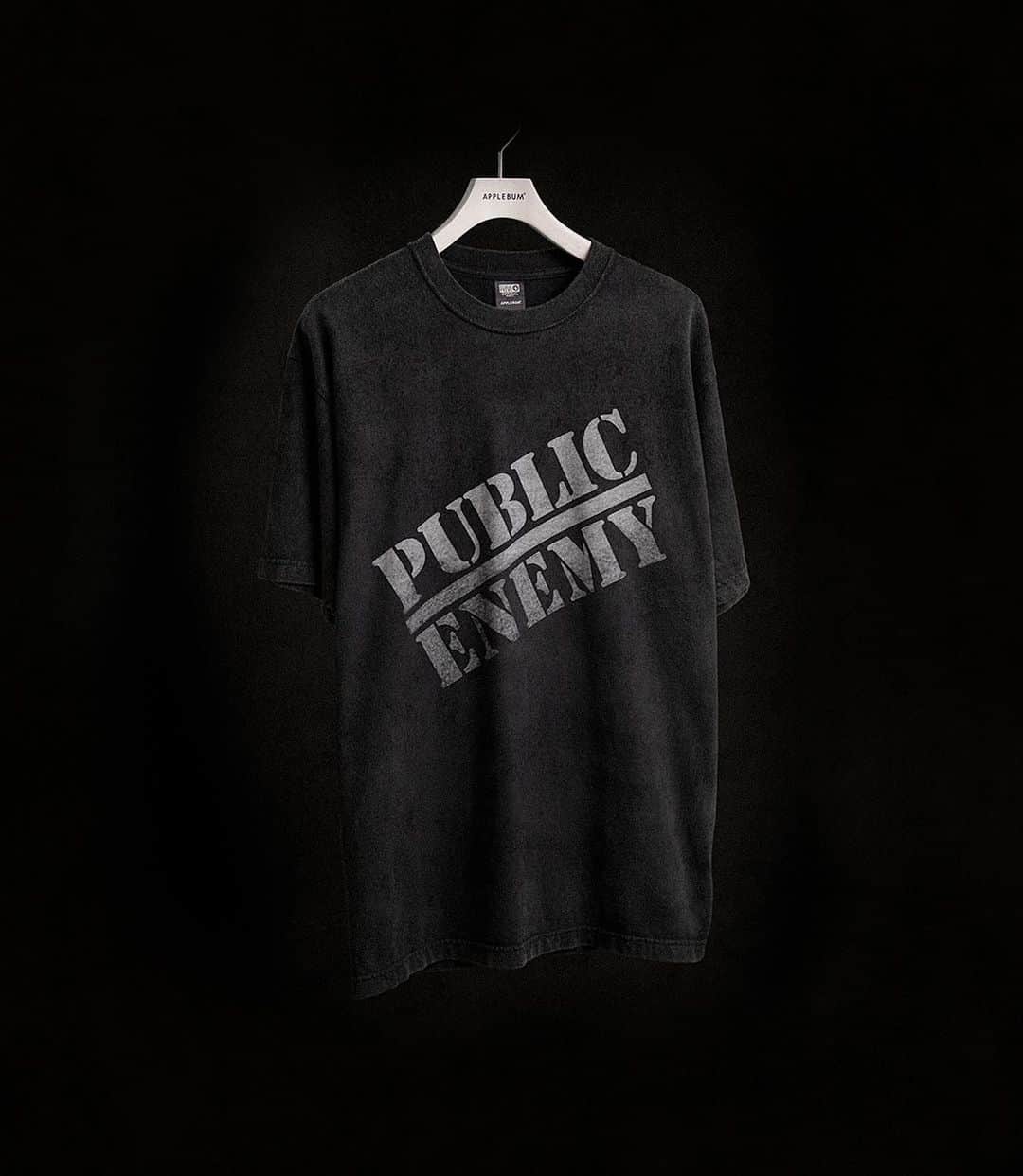 アップルバムさんのインスタグラム写真 - (アップルバムInstagram)「【PUBLIC ENEMY】 OFFICIAL JAPAN POSSE APPLEBUM  「”PUBLIC ENEMY” Resurrected Vintage T-shirt」  OCT.14 2023  @publicenemy #applebum #publicenemy」10月11日 19時03分 - applebum_tokyo