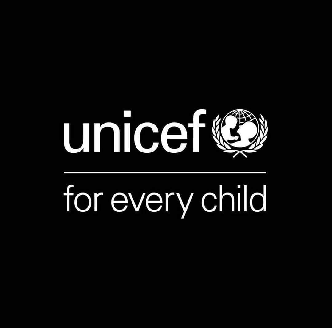 ソフィア・カーソンのインスタグラム：「“In this war, as in all wars, it is children who suffer first and suffer most...” - Unicef Executive Director Catherine Russel  PEACE.  For every child.  PEACE.」