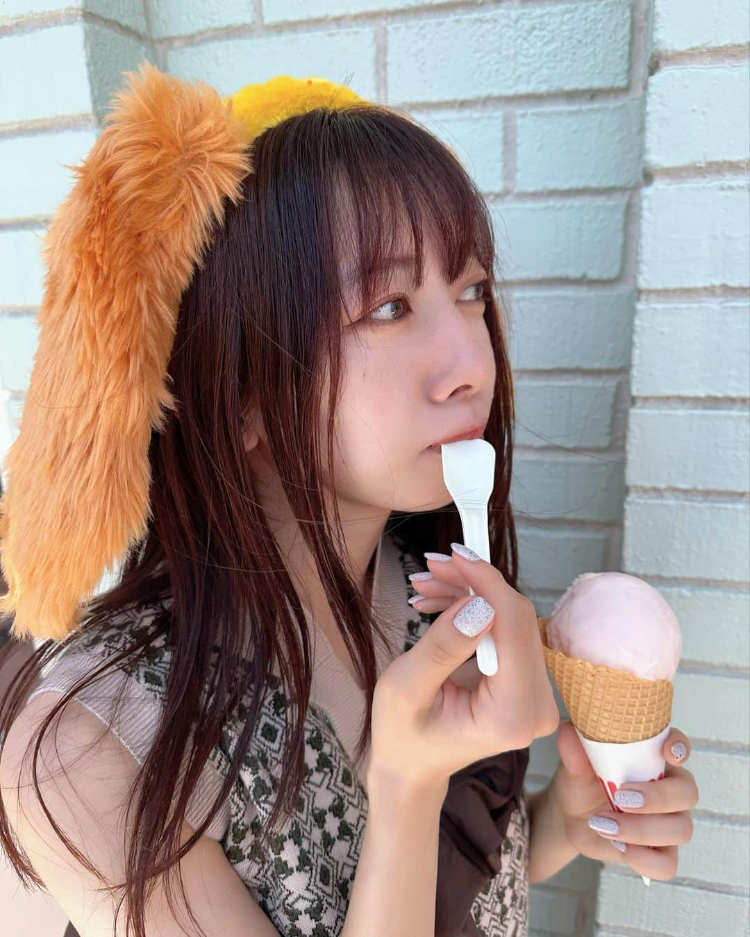 真山りかのインスタグラム：「. ⁡ 🇳🇿着いたけど 寒くて夏が恋しいから 夏に行ったディズニー写真🐹 ⁡ #TB #ディズニーランド ⁡ #まやまにあ ⁡ .」