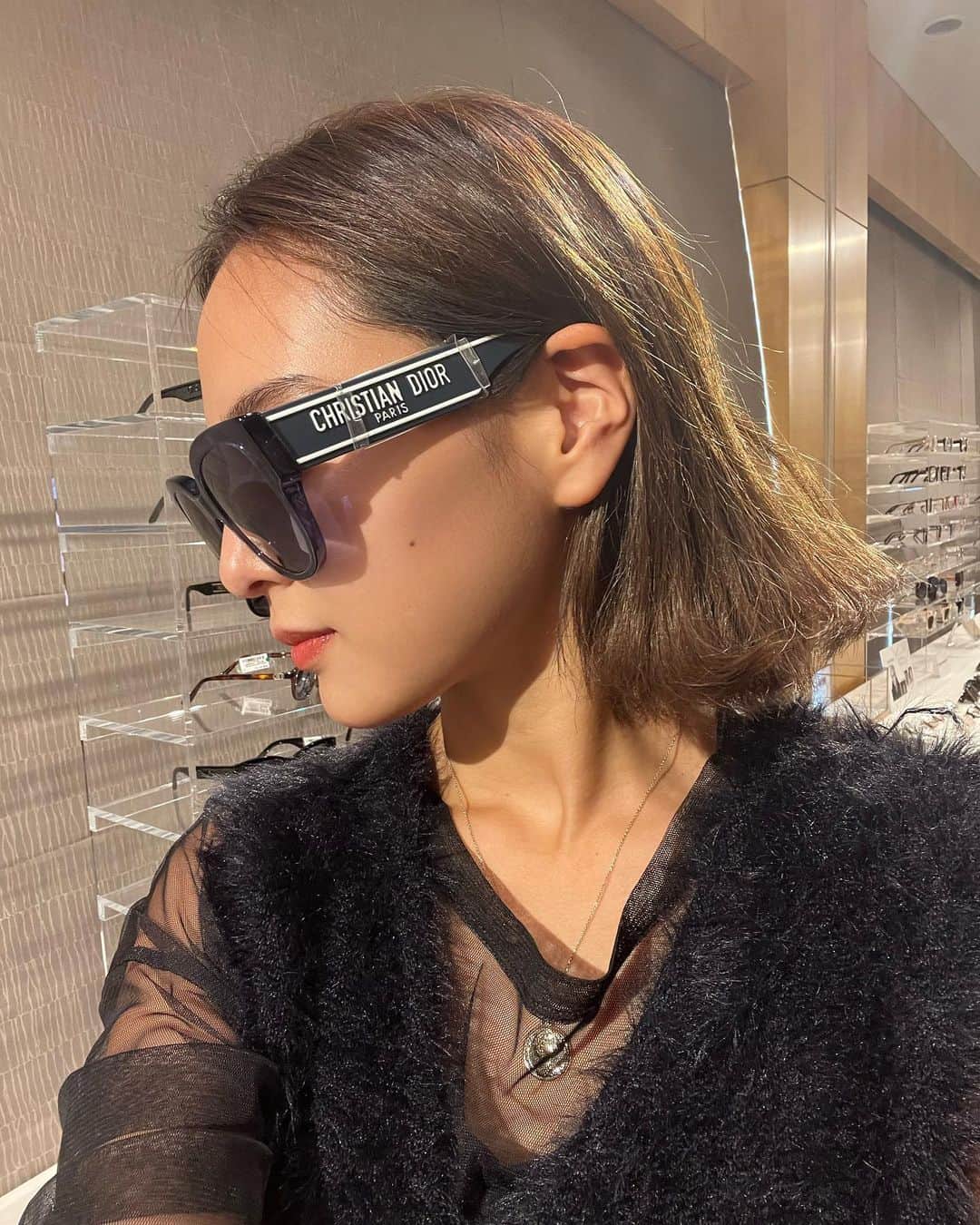 山口厚子さんのインスタグラム写真 - (山口厚子Instagram)「セルリアンタワーで開催されている @visionize_eyewear の展示会に参加してきました✨  スマートな眼鏡&サングラスから ファッションに合うようなおしゃれなものまで幅広く展示されてて、試しにかけてみたり、どのサングラスが自分に合うのか探したりとワクワクしっぱなしでした😆  早速お気に入りのサングラス見つけたよ♪ みんなは何番目が好み？😎  #eyewear #サングラス #fashion #セルリアンタワー #渋谷」10月11日 19時56分 - atu_yaman