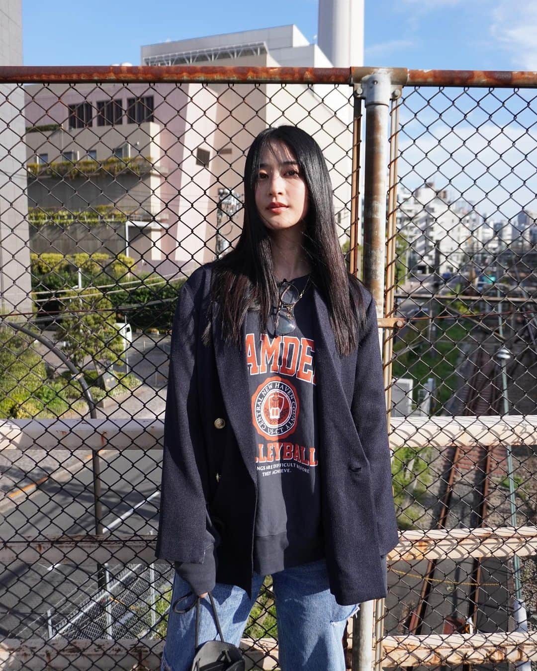 青野楓のインスタグラム：「📷  photo by @_ryan.egishi__  #kaede626style #ungrid #apartbylowrys」