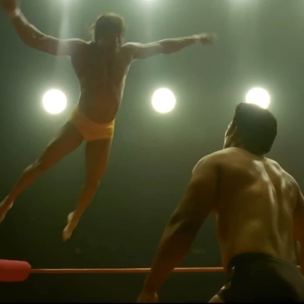 ハリウッド・リポーターさんのインスタグラム写真 - (ハリウッド・リポーターInstagram)「#ZacEfron and #JeremyAllenWhite grapple with tragedy and triumph as two of the Von Erich brothers in the first look at A24‘s wrestling drama 'The Iron Claw.' ⁠ ⁠ The movie explores how the real-life Erich wrestling empire was built — and brought to the deadly brink — by Jack Adkisson Sr., known professionally as Fritz Von Erich. #TheIronClaw also stars #HarrisDickinson, #StanleySimons and #MauraTierney, with #HoltMcCallany and #LilyJames. Hit the link in bio now for the trailer.」10月12日 1時40分 - hollywoodreporter