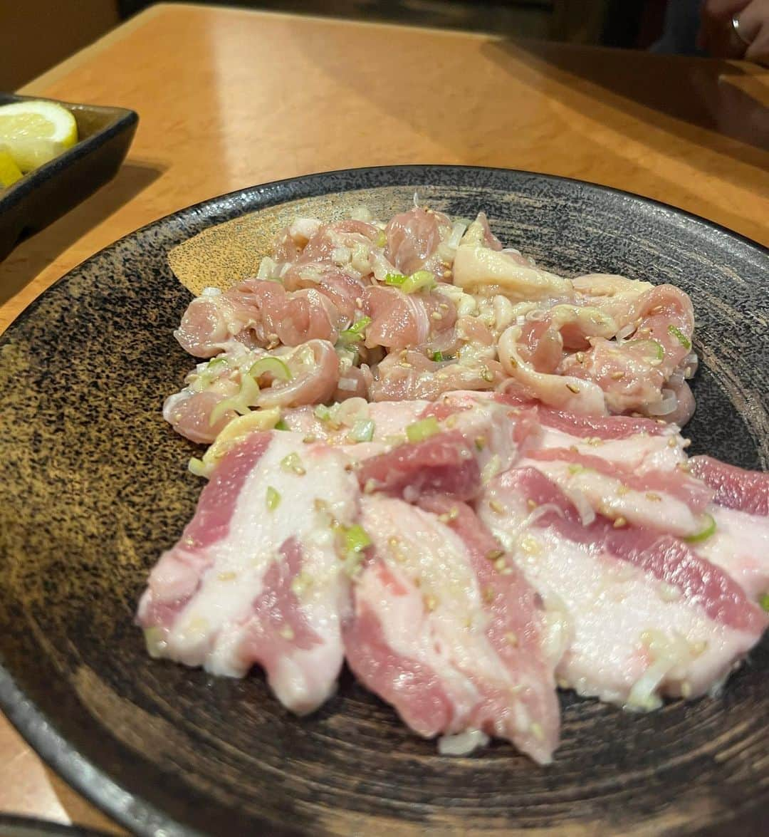 加藤里奈さんのインスタグラム写真 - (加藤里奈Instagram)「⋆  栄で焼肉♡  @tomiya_sakae で夜ご飯ꕀ コース頼んだけど大満足！ ユッケ丼美味しかった♡  #カフェ #カフェ巡り #カフェスタグラム  #カフェご飯  #栄グルメ #久屋大通グルメ #名古屋グルメ #名駅グルメ #名古屋ランチ #名古屋ディナー #名古屋カフェ #名古屋駅グルメ #名古屋テイクアウト #愛知」10月11日 20時12分 - katoco0326