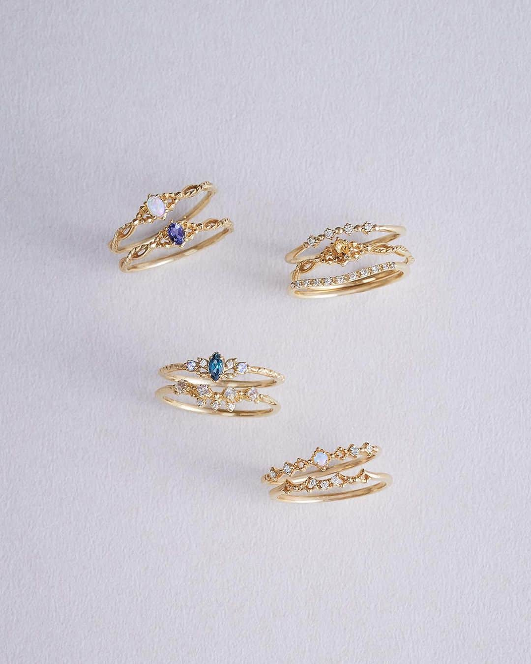 nojess_officialさんのインスタグラム写真 - (nojess_officialInstagram)「【2023 Winter Collection】 「Pocket Ring」に新作が登場！ ポケットに手を入れた時のようにすっぽりと収まる、温かな着け心地のレイヤードリング。  #nojess #accessories #jewelry #ring #pierce #necklace #limitededition #ノジェス #アクセサリー #ジュエリー #リング #ピアス #ネックレス #マイノジェス #ギフト #プレゼント #ご褒美ジュエリー #華奢ジュエリー #ダイヤモンド #トパーズ #シトリン #オパール #アイオライト #ラブラドライト」10月11日 20時24分 - nojess_official