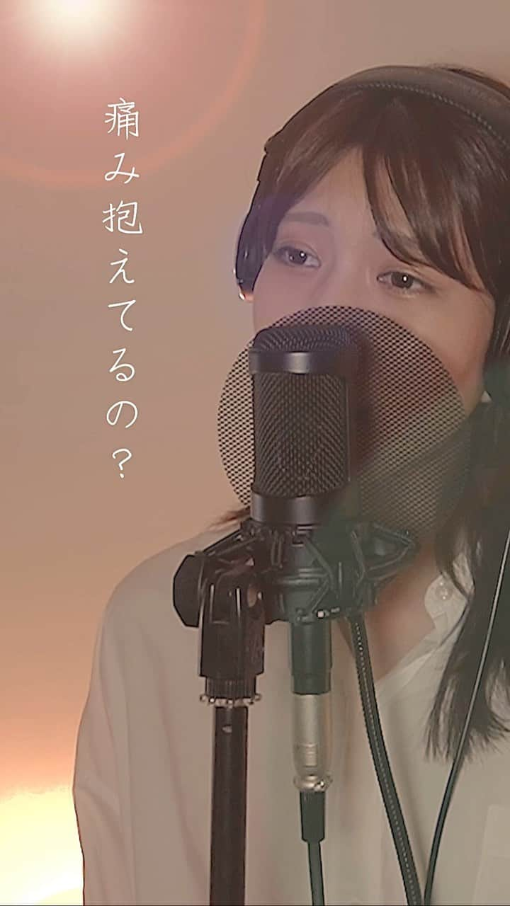 松崎莉沙のインスタグラム：「🎥New Video🎤 フルはYouTubeで☺︎  #breathe #leehi #한숨#이하이 #cover #song #歌ってみた #kpop #イハイ #japan #singer #reels #instareels #singing #music」