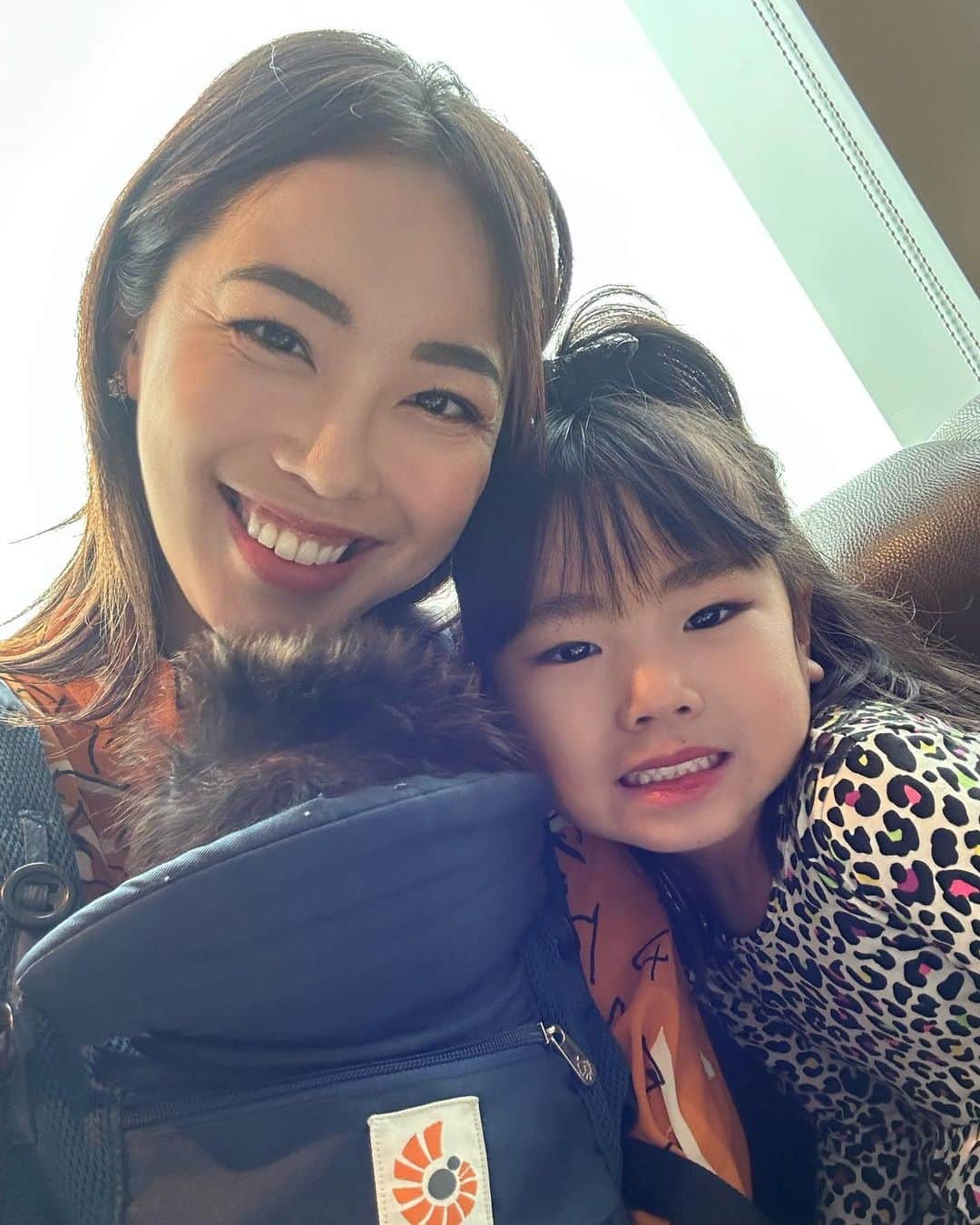 吉井絵梨子さんのインスタグラム写真 - (吉井絵梨子Instagram)「メイク映えする長女🫢💄 ちょっとギャルぽさアップするね🐆❤️  最近は、アイライナーがブーム🌟  #年中さん  #メイク映えする顔  #子育てママ  #mamalife #mamafashion  #kidsmakeup」10月11日 20時51分 - supermamaeriko