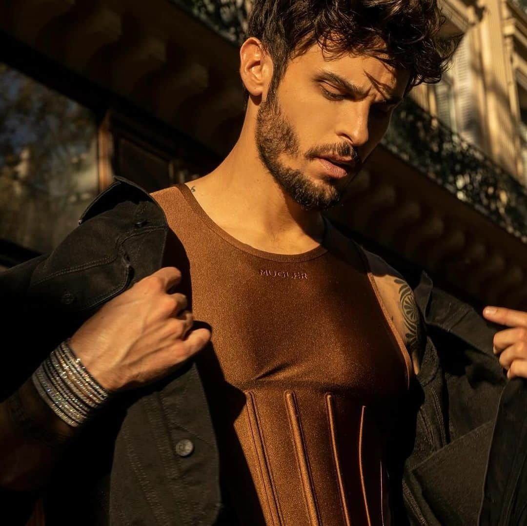 Baptiste Giabiconiのインスタグラム：「#PFW @muglerofficial」