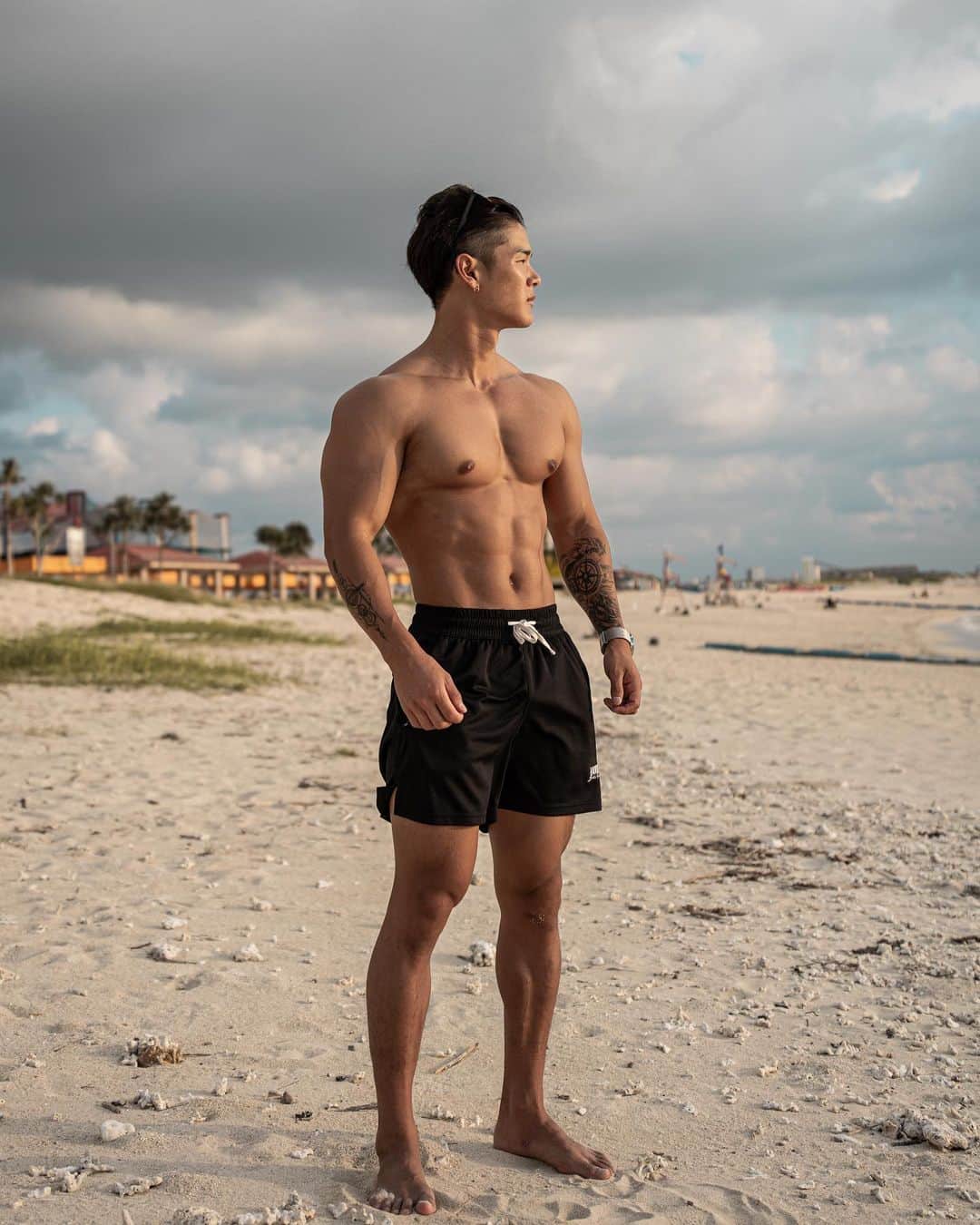 真子心太朗さんのインスタグラム写真 - (真子心太朗Instagram)「・ VQもトレーニングも調子良いよ✌🏻 最近の沖縄は雲が多め☁️ ・ ・ ・ ・ ・ #fitnessmotivation #gymlife  #lifestylefitness #workout」10月11日 21時27分 - shintaro_manago105