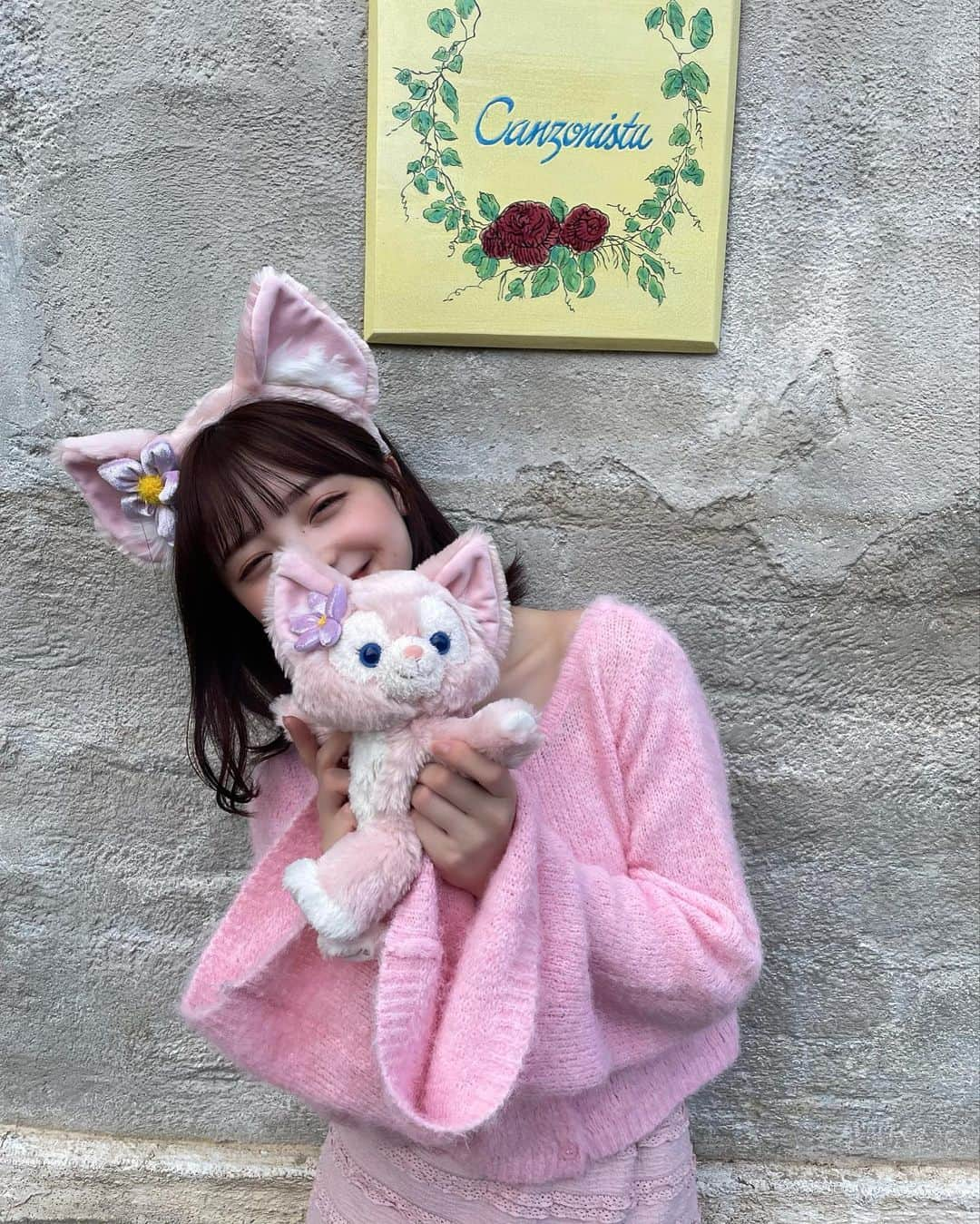 新田湖子さんのインスタグラム写真 - (新田湖子Instagram)「マリーちゃんとリーナベルになったDisneySea🦊💗🌸」10月11日 21時37分 - coconitta0809