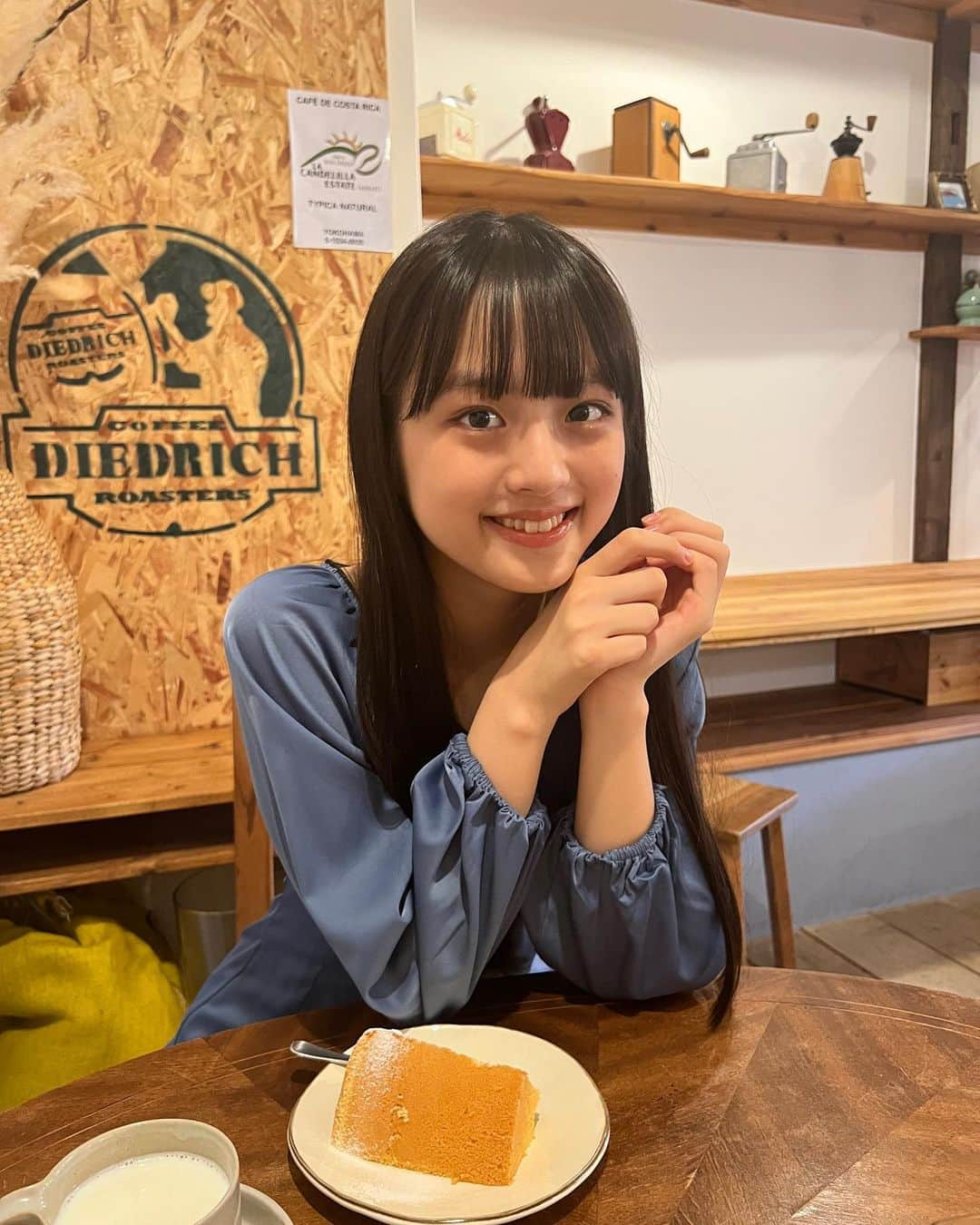 竹下優名さんのインスタグラム写真 - (竹下優名Instagram)「シフォンケーキとミルク☕️  #コーヒー屋さん#喫茶店 #おいしかった #jc2#09」10月11日 21時48分 - yu_na0114.official