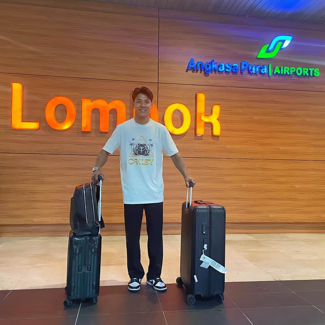 中上貴晶さんのインスタグラム写真 - (中上貴晶Instagram)「📍Lombok Selamat malam, Apa kabar?  #IndonesianGP #Lombok」10月11日 21時58分 - takanakagami