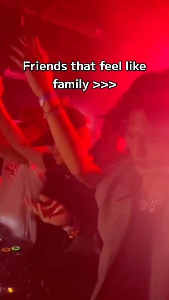 井上大和のインスタグラム：「Friends that feel like family >>>」