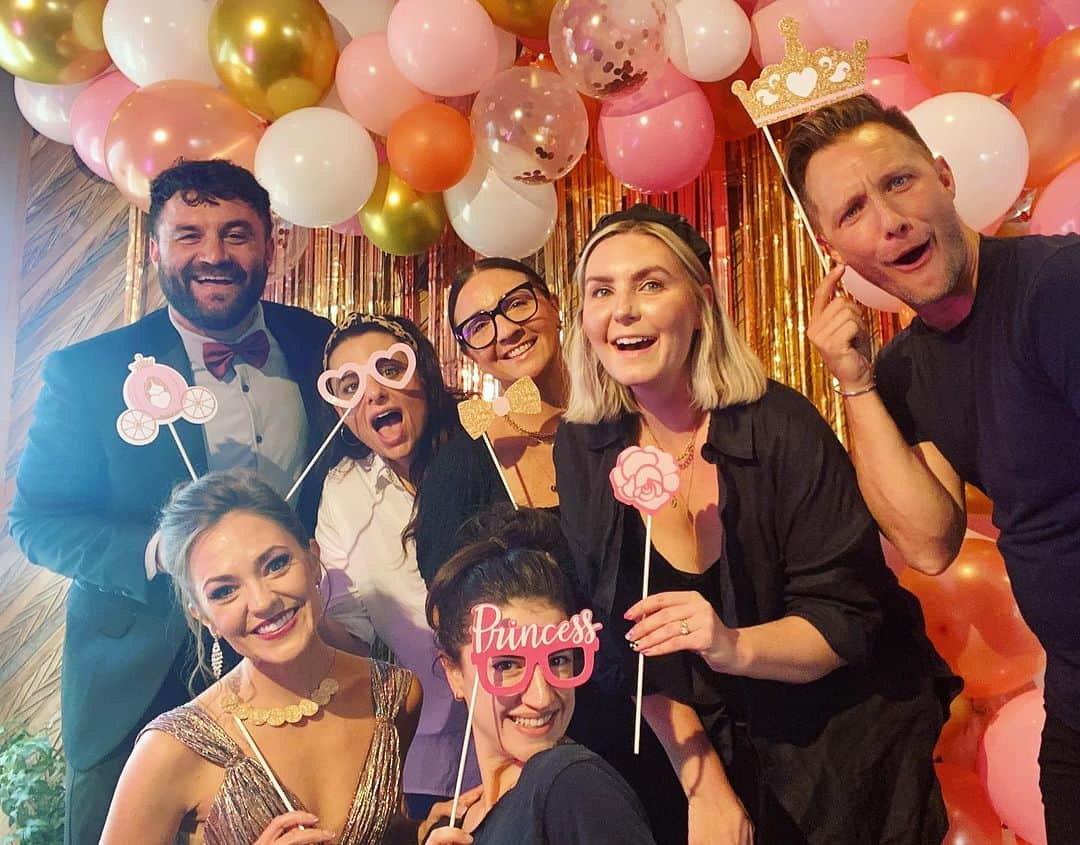 ローラ・オスさんのインスタグラム写真 - (ローラ・オスInstagram)「Once upon a time, fairy godmother @lauraosnes hosted a royal tea party for the ladies of @backlightproductions’ cast of Cinderella. We dressed up, rolled out the red carpet, made charm bracelets, received makeovers & tiaras from @1011makeupandhair, enjoyed treats from @triplecrownbakery, sang karaoke, and most importantly got to talk about courage & kindness and what it truly means to be a princess. Hope these women are able to bring that royal feeling onto the @tennesseepac stage with them next weekend! ✨✨   Thanks to our incredible 🎥 team who came to help us set up and capture the day, including @nathanjohnsonny, @julie.eicher, @matt_koppin, @calebbaldree, @kylenegrete, @thestephdimaggio, @melshire, and @jordannewell33.   #impossiblethingsarehappeningeveryday #cinderella #teaparty #princessparty #royalty #pink #treats #girltalk #princess #musicaltheatre #IDD #disability #courage #kindness」10月11日 22時42分 - lauraosnes