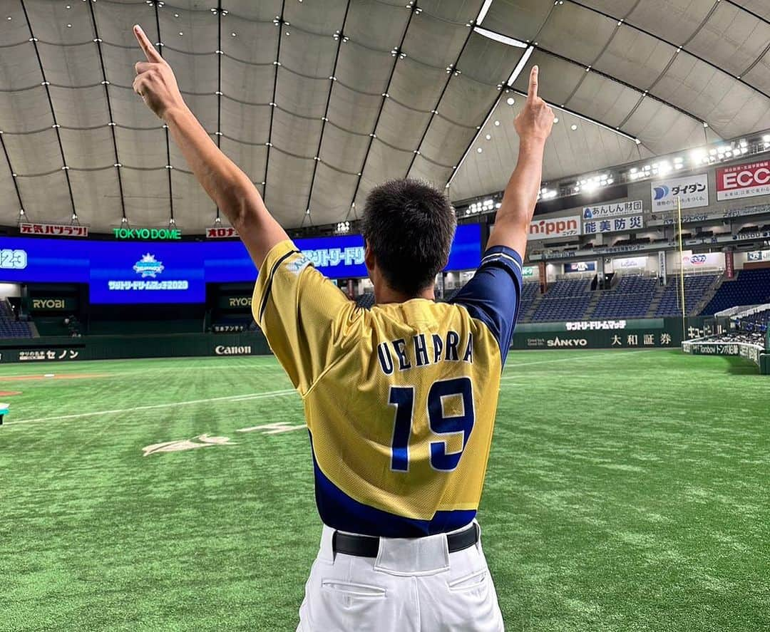 上原浩治さんのインスタグラム写真 - (上原浩治Instagram)「サントリードリームマッチ2023…⚾️  もっとたくさんの方々と撮りたかったなぁ🥺  お付き合いいただき、ありがとうございました😊  来年また参加することがありましたら、全員と撮るぐらいの気持ちで頑張りたいと思います😜  写真どうでしたか？？  撮っていただいたOBの皆さん、ありがとうございました❗️  #サントリー　#ドリームマッチ2023  #nike  #NPB  #⚾️ #感謝　#ありがとう  @koji19ueharaのフォローをお願いします  #上原浩治の雑談魂の登録を   http://www.koji-uehara.netにコメントを」10月11日 22時42分 - koji19uehara