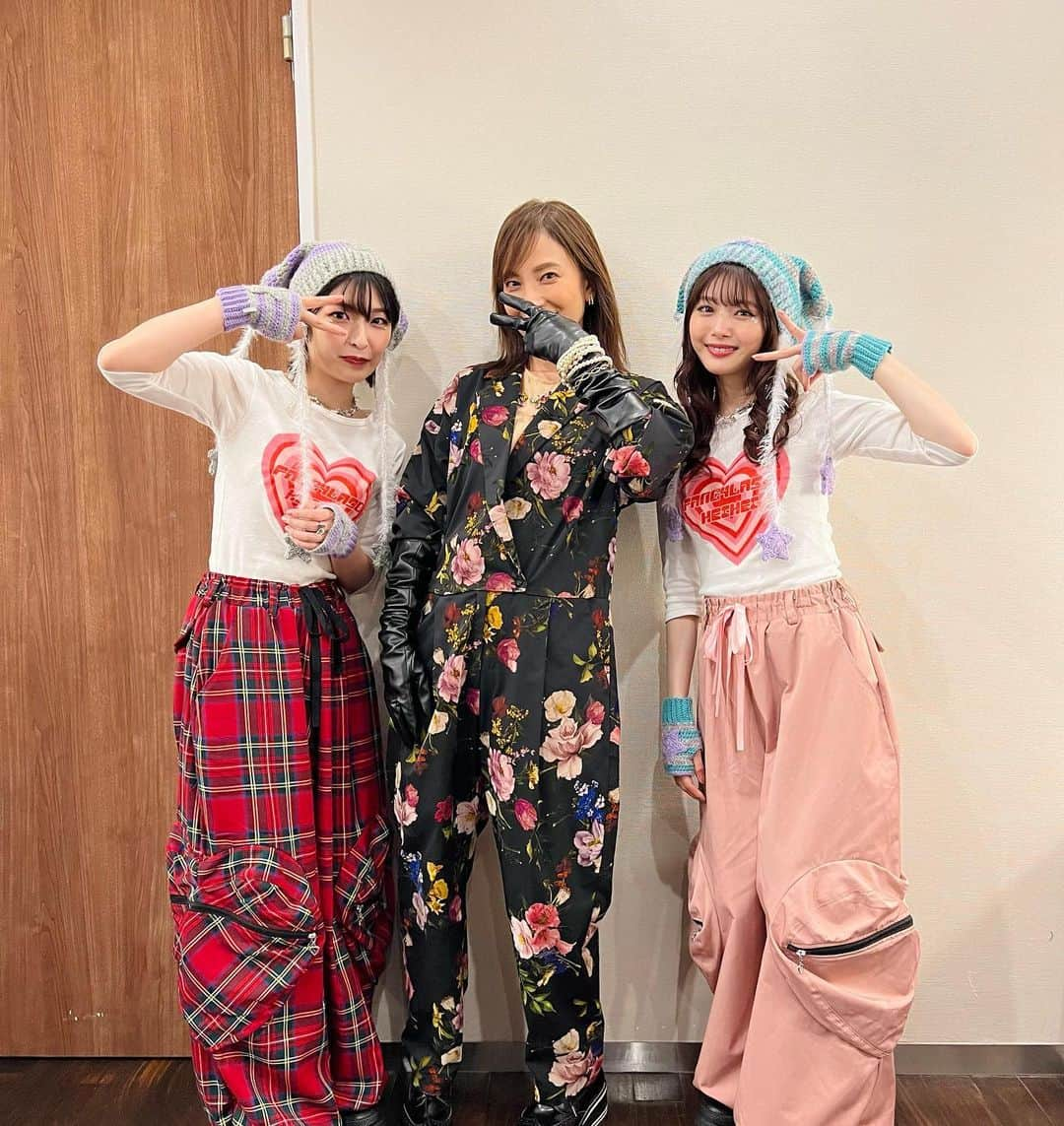 鈴木杏樹さんのインスタグラム写真 - (鈴木杏樹Instagram)「なんて✨✨ 夢のようなLIVEだったのでしょー🤩‼️  まだ小学生だった頃の “かっこちゃん”に 貴女の未来にこんな素敵な日が訪れるよ❣️と 伝えてあげたい。。。✨✨  最高の夜でした🎶✨✨  そして❣️ 明日もありますっ🤩👍  明日も楽しみですっっっ🎤🎶❤️  #鈴木杏樹 #AnjuSuzuki #KAKKO  #TheNightTempoShow #NeoStandard #NightTempo #FANCYLABO #当山ひとみ さん #BonniePink さん #早見優 さん #野宮真貴 さん #小泉今日子 さん」10月11日 22時48分 - anju.suzuki_official