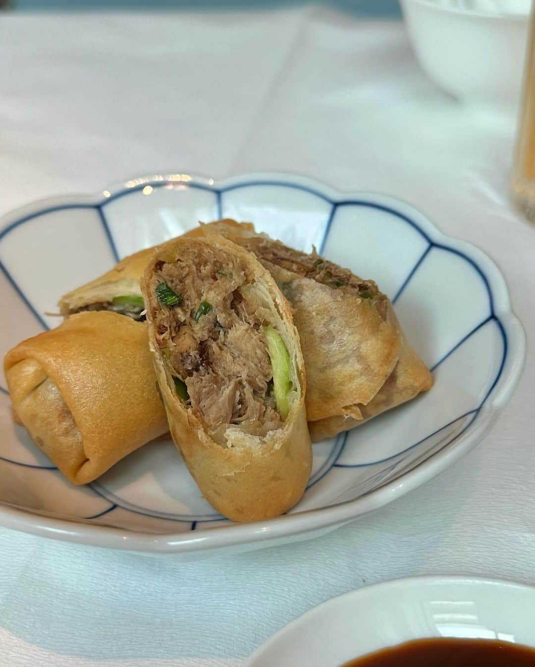 麻亜里さんのインスタグラム写真 - (麻亜里Instagram)「日比谷で中華ランチ♡ ヤウメイが美味しかった〜! 写真に載せているの全て、美味しかったよ🤤 また行きたい。 . #中華ランチ #日比谷ランチ #ヤウメイ #日比谷グルメ  #snidel #シャツコーデ」10月11日 23時35分 - maari.0108