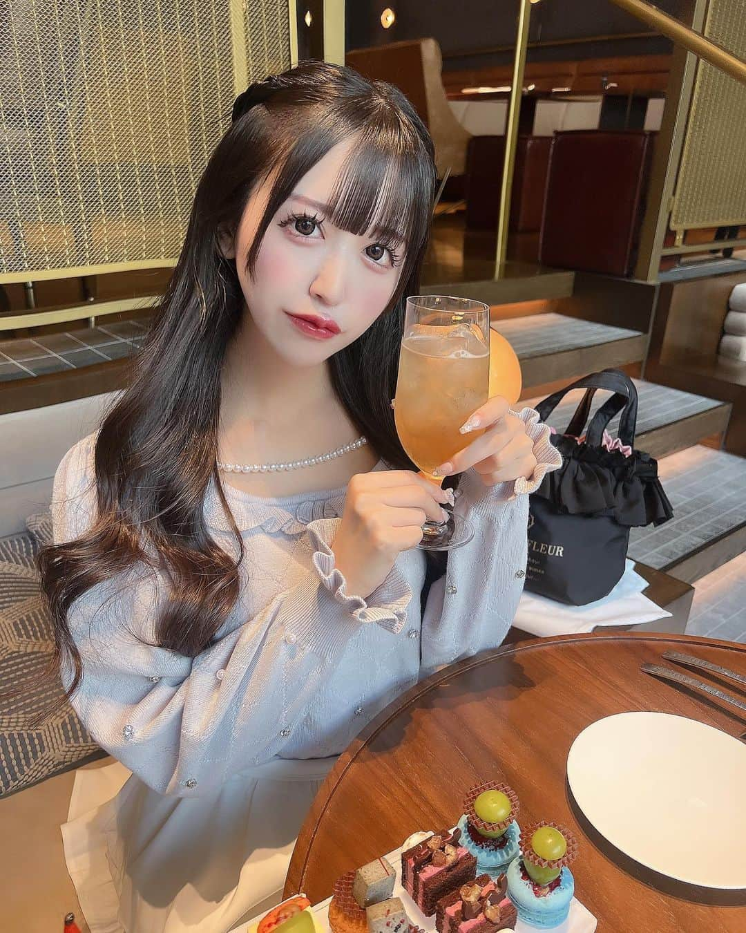 大月美雨のインスタグラム：「🎃♡ハロウィン♡⁡ #粉我 #アイドル #地下アイドル #f4f #followforfollowback #follow4like #いいね返し #japanesegirl #自撮り #自発ください #likeforlike #instagood #量産 #美男美女と繋がりたい #followme #cosplay #cosplaygirl #idol #idol #メイドカフェ #maid #japanesegirl #コンカフェ #秋葉原　#맞팔해요 #맞팔 #キンプトン新宿東京 #ハロウィンアフタヌーンティー　#セルカ　#キンプトン ⁡ キャプションを入力…」