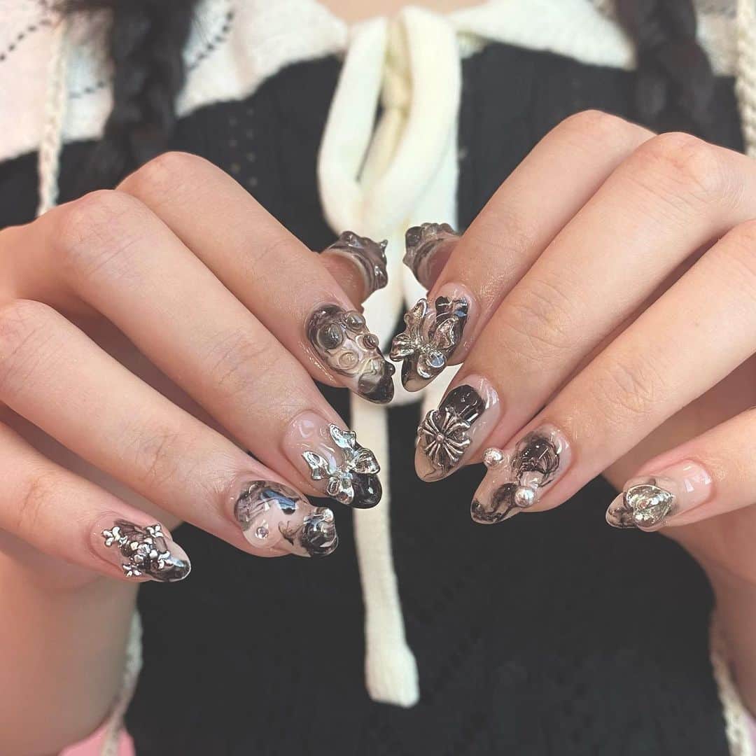 のインスタグラム：「👻」