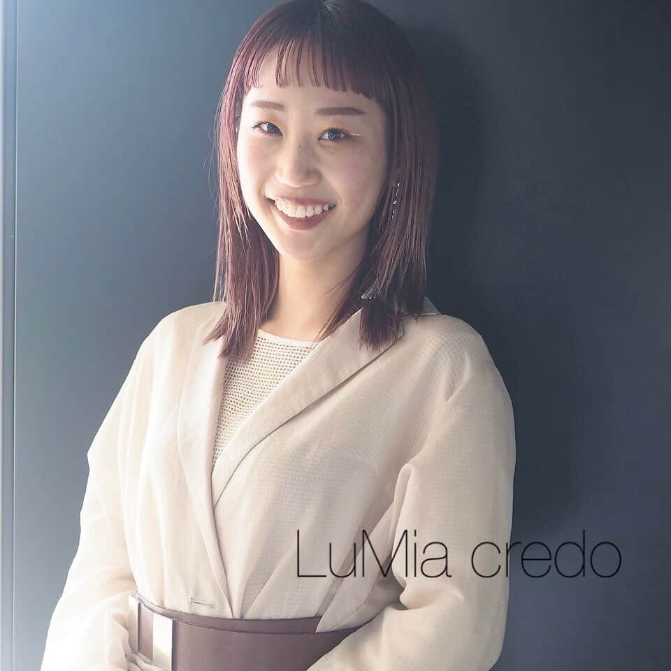 筒井のぞみのインスタグラム：「・ ・ グループスタイリストのご紹介♡  LuMia credo 前島莉采 （マエシマリサ） アイリスト兼任ケアリスト  毎日のメイクが楽しくなるお手伝いをさせてください♪お客様のなりたいご要望、お悩みに寄り添えるよう精一杯努めます！丁寧に早くを心掛けており楽しくお話ししながら施術するのが好きです！お客様のお目元はもちろんヘアのお悩みも是非お気軽にご相談ください☆  くるんとカール感を出すラッシュリフトや、自然にボリュームアップできるエクステデザイン得意です☆理想のお目元に近づけるよう一緒にデザインを考えていきましょう！お急ぎの方でもお任せください☆  @hairtime_official  ✂️🫧✂️🫧✂️🫧✂️🫧✂️🫧✂️🫧  #hairtime #hairtimerest #hairtimegem #hairitimecredo #scala #lumia #viola #nail #eyelash #creative #品と遊び #体温のある会社 #高槻をの街を綺麗な人でいっぱいに #地域密着サロン #かわいいをここから  ✂️🫧✂️🫧✂️🫧✂️🫧✂️🫧✂️🫧」