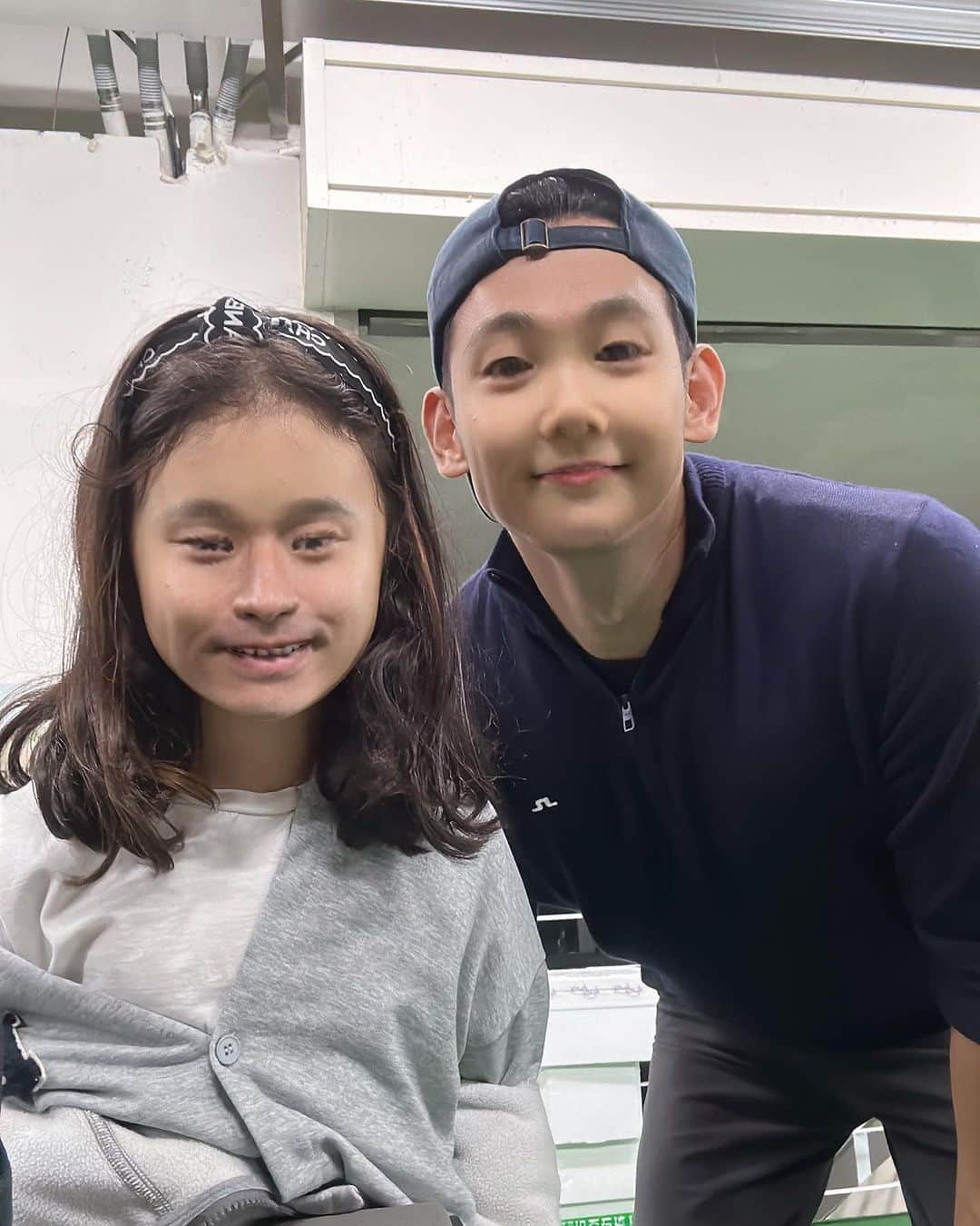 ペク・チヨンのインスタグラム：「아 너무 우껴 너무 우껴 ㅋㅋㅋㅋ 내 남편 잘생긴줄 아란는데 왜이래!!!! ㅋㅋㅋㅋㅋㅋ」