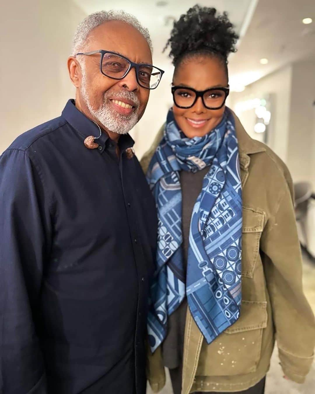 ジャネット・ジャクソンのインスタグラム：「Had the most amazing time at @gilbertogil’s show while in London. I’m such a big fan. His talent & music have always been so inspiring to me. I’m headed back to the states now and can’t wait to see u guys in Lincoln and @onemusicfest」