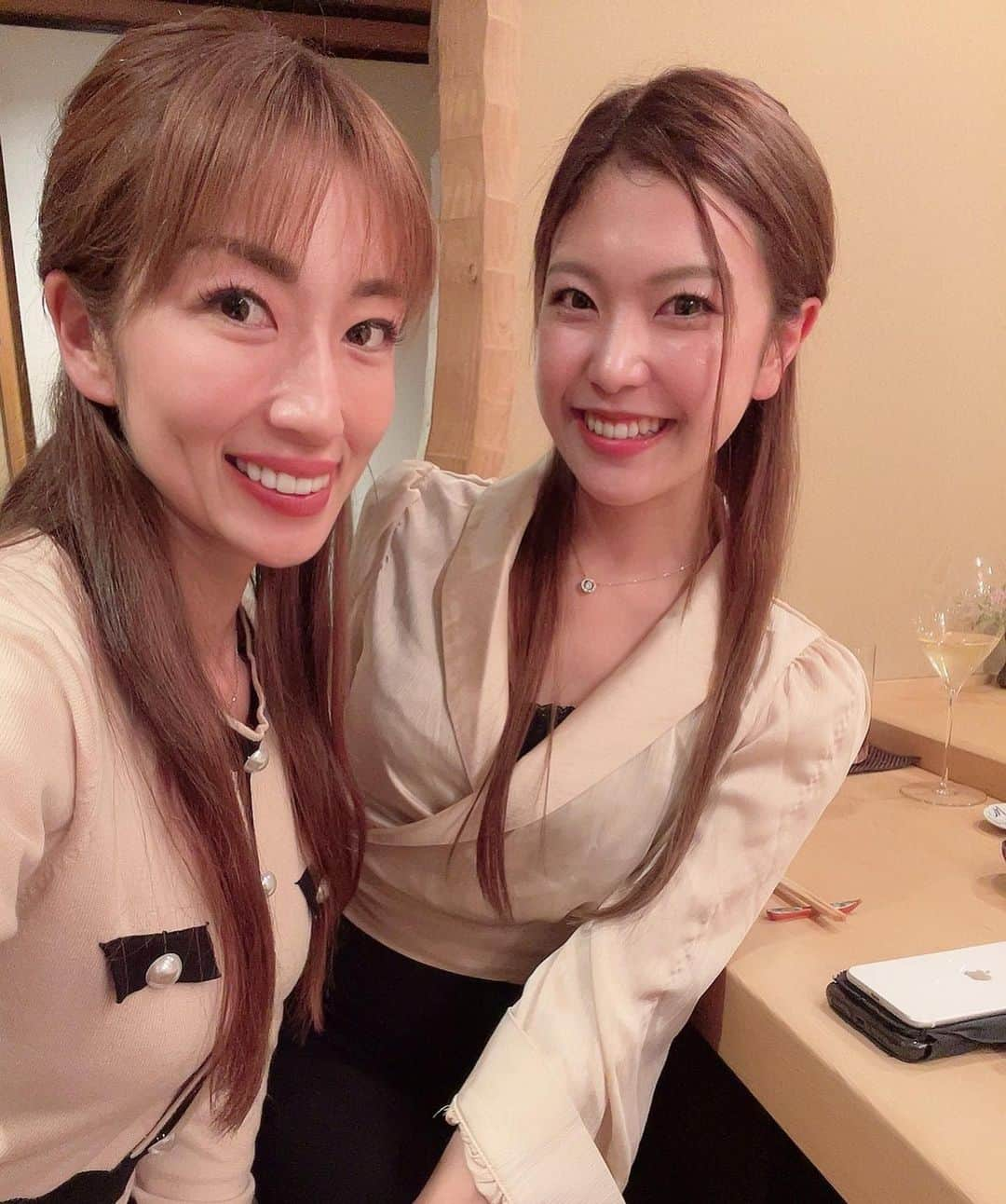 庄司ゆうこさんのインスタグラム写真 - (庄司ゆうこInstagram)「大会前にまつ毛エクステしてきたよ✨✨ @minamizukawa みなみちゃんに素敵なアイリストさん紹介してもらいました❣️ まつ毛バッチリだと顔の印象が全然違うよね🥰 @cccm__eyedesigner_ ゆいさんありがとうございます❣️ そして首都圏大会終わって翌日に1番食べたかったお寿司をお腹はち切れるまで頂きました❣️ 幸せ過ぎたー🥺❤️ さぁ‼️日本大会まであと1ヶ月ちょっと！また気持ち切り替えて頑張ってこー^_^ #まつ毛エクステ #マツエク#まつげ#銀座#美容好きな人と繋がりたい #お寿司#とも樹」10月12日 10時15分 - yuko.shoji