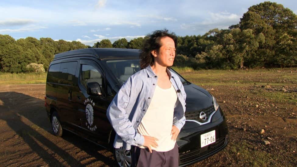 庄司智春のインスタグラム：「走る別荘！車中泊の旅 新しい旅人として温泉を巡る旅を しています。 BS-TBSです！ BSでハゲてんじゃねーかよ！  10月27日金曜日 夜9時から」