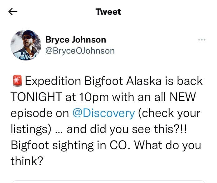 ブライス・ジョンソンのインスタグラム：「WE’RE BACK!!! Expedition Bigfoot ALASKA 🏔️ is back on 📺 TONIGHT at 10pm only on the @discovery channel! Don’t miss it!  Plus, did you guys see this?! A couple from a train in Colorado filmed ‘something’ walking around in the middle of nowhere. Sound off 📢  I wanna hear what you guys think. Is this a Bigfoot? Comment below 👇🏼 👹 . . . #expedetionbigfoot #expeditionbigfootseason4 #expeditionbigfootalaska #bigfootsighting #bigfoot #sasquatch #bigfootsightingincolorado」