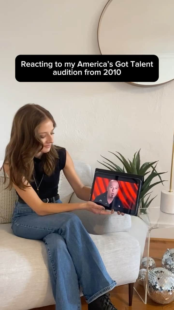 ジャッキー・エヴァンコのインスタグラム：「Possessed by the music since I was 10 years old… @AGT @AGTAuditions #AGT #AmericasGotTalent #JackieEvancho #Singer #ClassicalSinger #PopSinger」