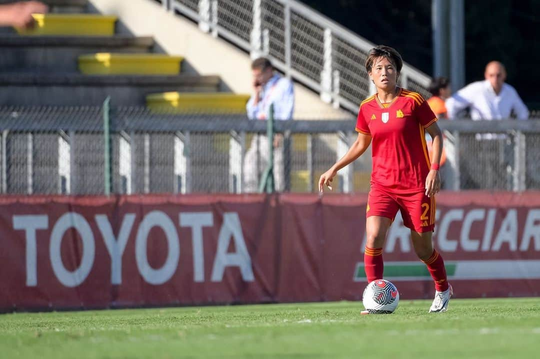 南萌華のインスタグラム：「Champions league time✨ 3-0⚽️⚽️⚽️ 平日にも関わらずたくさんの応援本当に力になりました👍🔥  試合が続くので良い準備していきます⚽️ #uwcl  #asromafemminile」