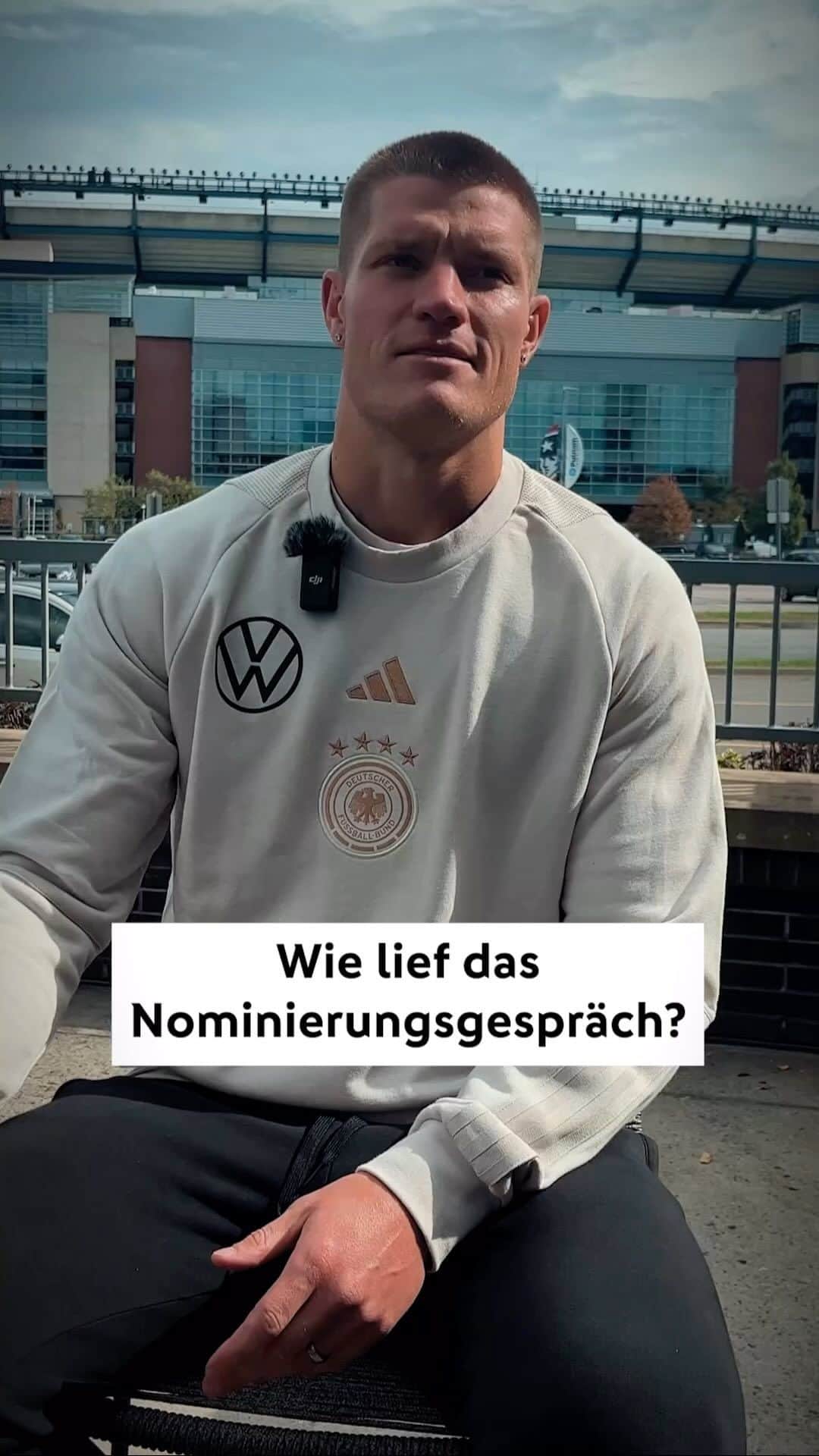 サッカー ドイツ代表チームのインスタグラム：「„Wow, das ist ja Wahnsinn!“  #dfbteam #behrens」