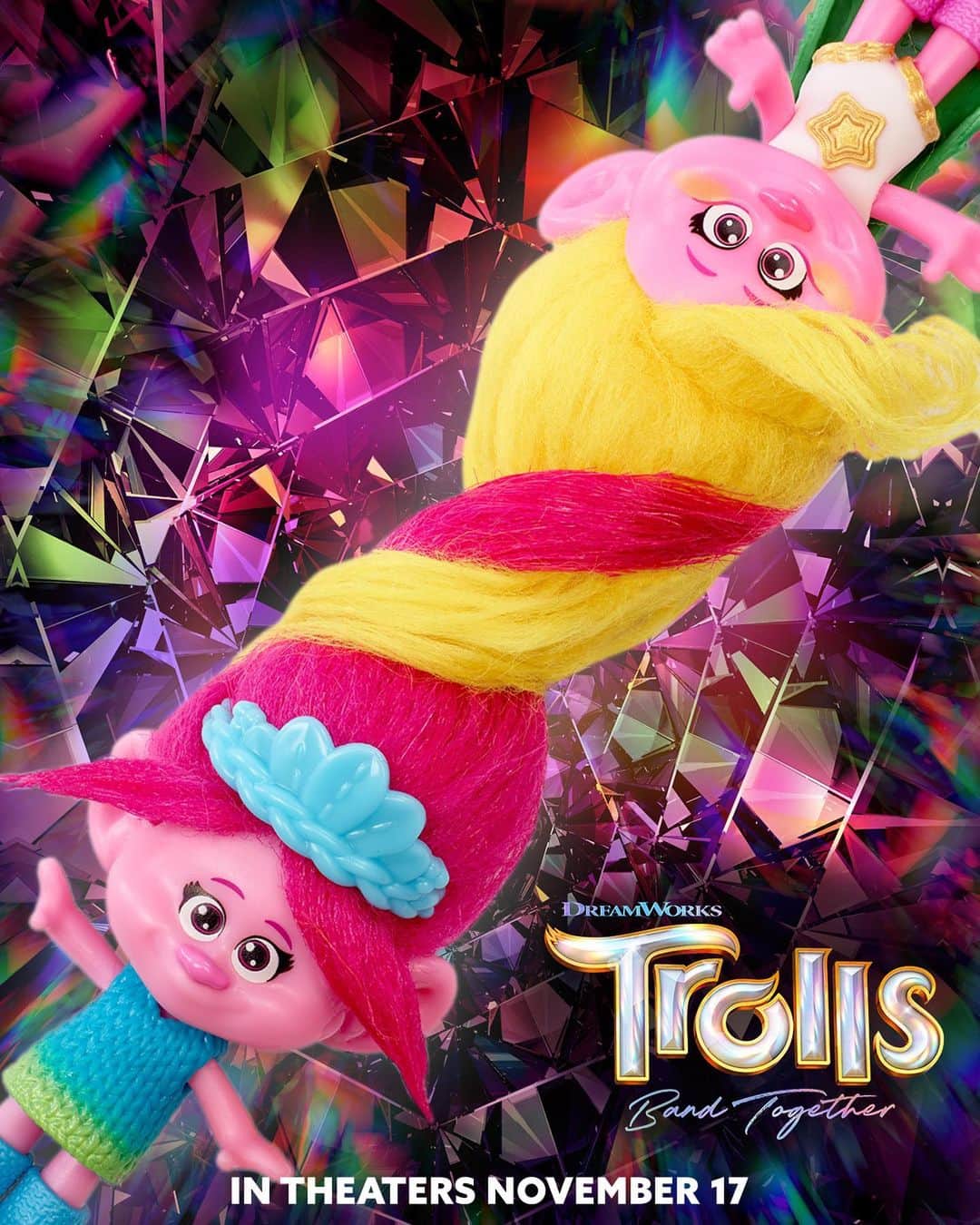 Mattelのインスタグラム：「Get ready for something fantastamazing! Grab your bestie and celebrate sisterhood with @Mattel dolls inspired by #TrollsBandTogether. See the film in theaters November 17! #DreamWorks」