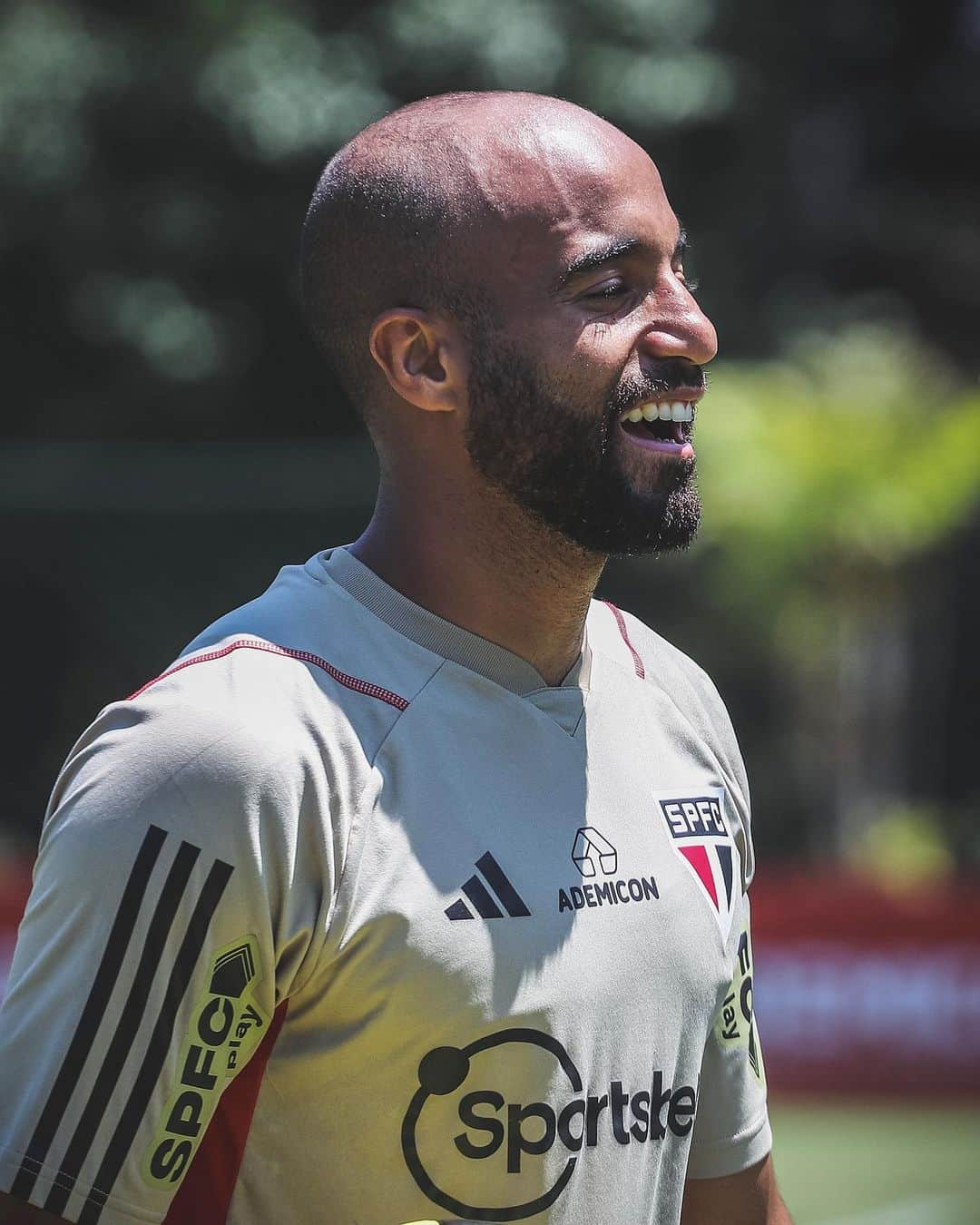 ルーカス・ロドリゲス・モウラ・ダ・シルヴァのインスタグラム：「😄 @lucasmoura7   #VamosSãoPaulo 🇾🇪」