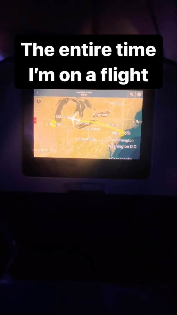 アメリカ運輸保安局のインスタグラム：「It’s all in the eye of the beholder…  Can’t take your eyes off the flight map? Maybe you have eyes for a movie, game, or the airplane window. Well, you don’t have to see eye to eye with another on their favorite inflight option(s). It’s possible you’d like to feast your eyes on a pre-flight service instead? Why the side-eye as we subtly change the subject?  If you find that you’re up to your eyeballs in travel questions, reach out to the apples of our eyes—the AskTSA team! They’re always keeping a sharp eye out for passenger inquiries on Messenger, X, and Apple Business Chat, 7 days a week. Message them between 8am-6pm (ET), and their answers will appear before your very eyes (or ears, if you’re using a screen reader).  #Eyes #InFlightEntertainment  Video by @oliviahyzy」