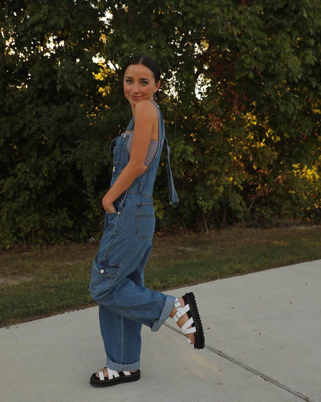 Brooklyn and Baileyのインスタグラム：「Swipe for my fav photo😌」
