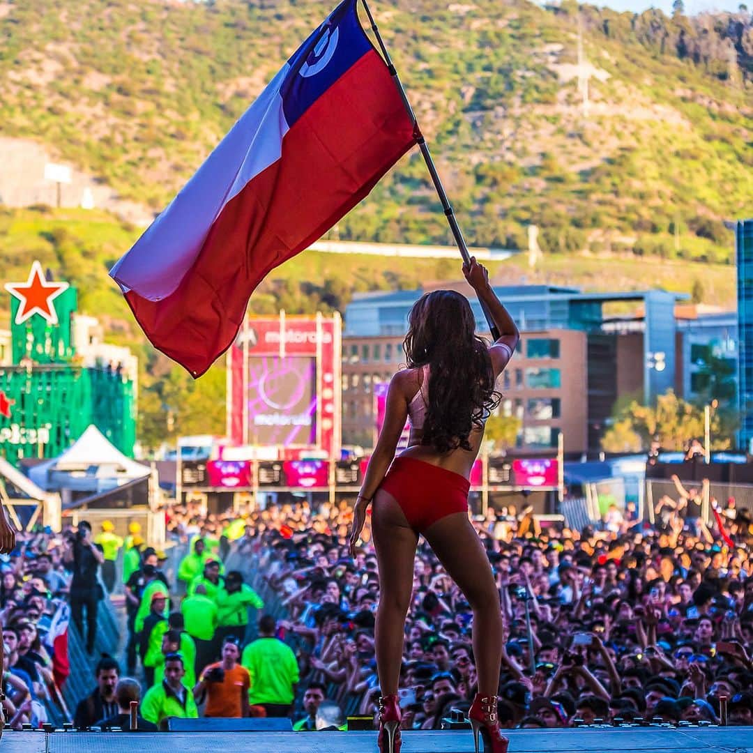 Ultra Angelsのインスタグラム：「Excited for our return for @ultrachile 🇨🇱  We have missed the views and all of U!   #ultrachile #santiago #ultraangels」