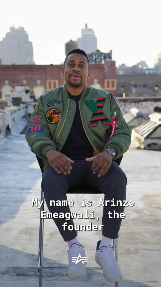 のインスタグラム：「Alpha got the chance to tap in with Arinze Emeagwali, the founder & owner of The Battle of the Real Jollof, raising awareness and celebrating West African culture in New York City through food and basketball. We joined forces with Arinze to get custom MA-1 jackets to the players, VIPs, and friends & family at event on October 6th.  Watch the video and follow @battleofjollof to learn more. #alphaindustries #AfroBallers @2stepsahead__ @theruler02 @tjay @dj_tunez @victoroladipo」